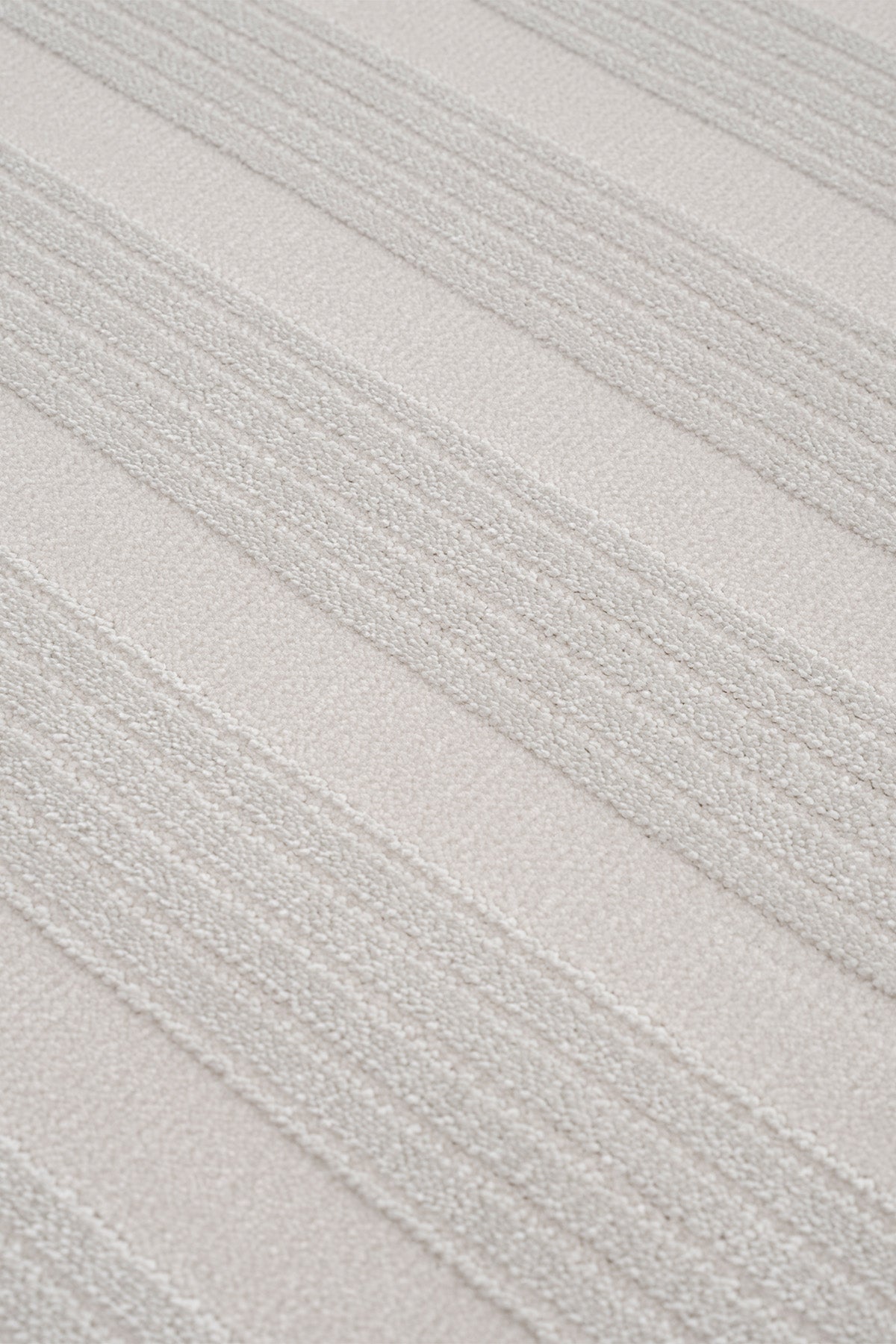 Calvin Klein Dark Pulse A2316A Krem Halı