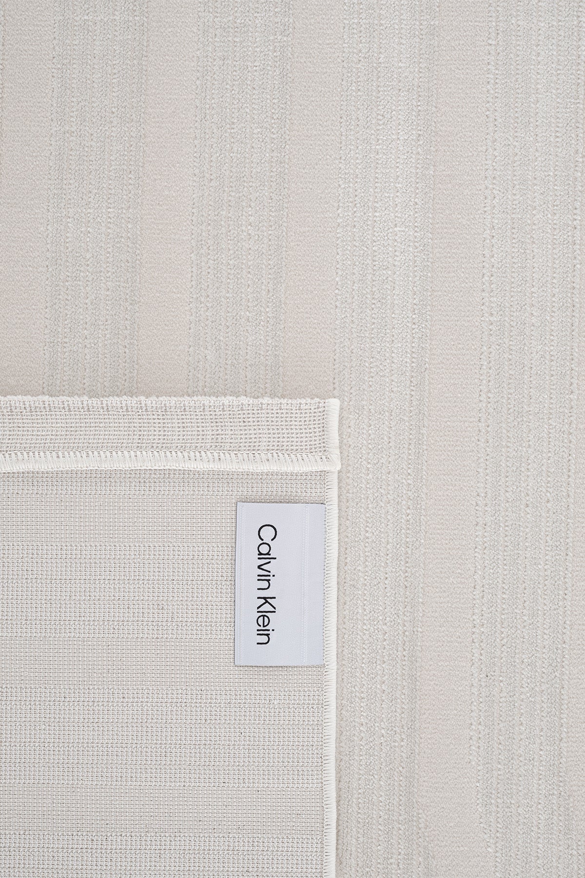 Calvin Klein Dark Pulse A2316A Krem Halı