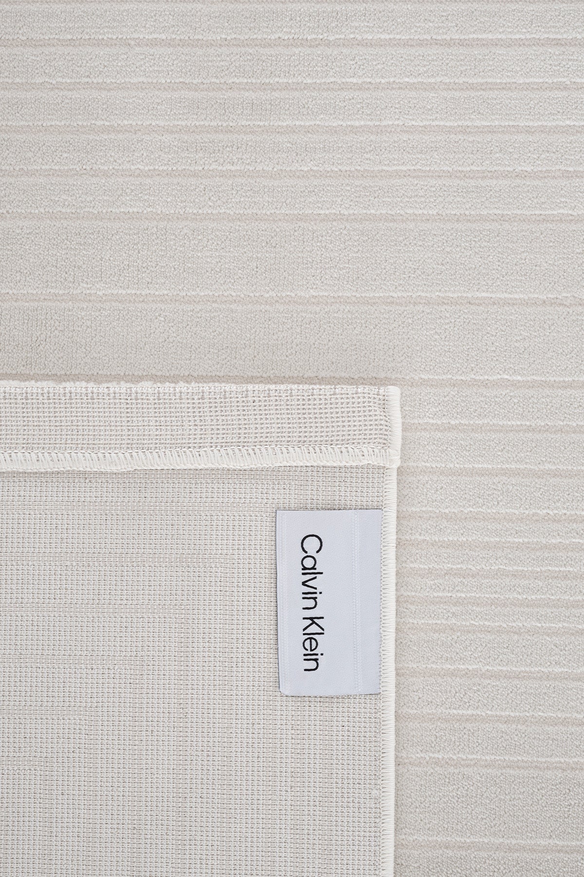 Calvin Klein Dark Pulse A2371A Krem Halı