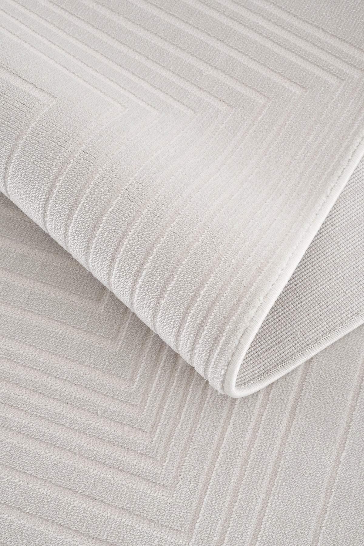 Calvin Klein Dark Pulse A2371A Krem Halı