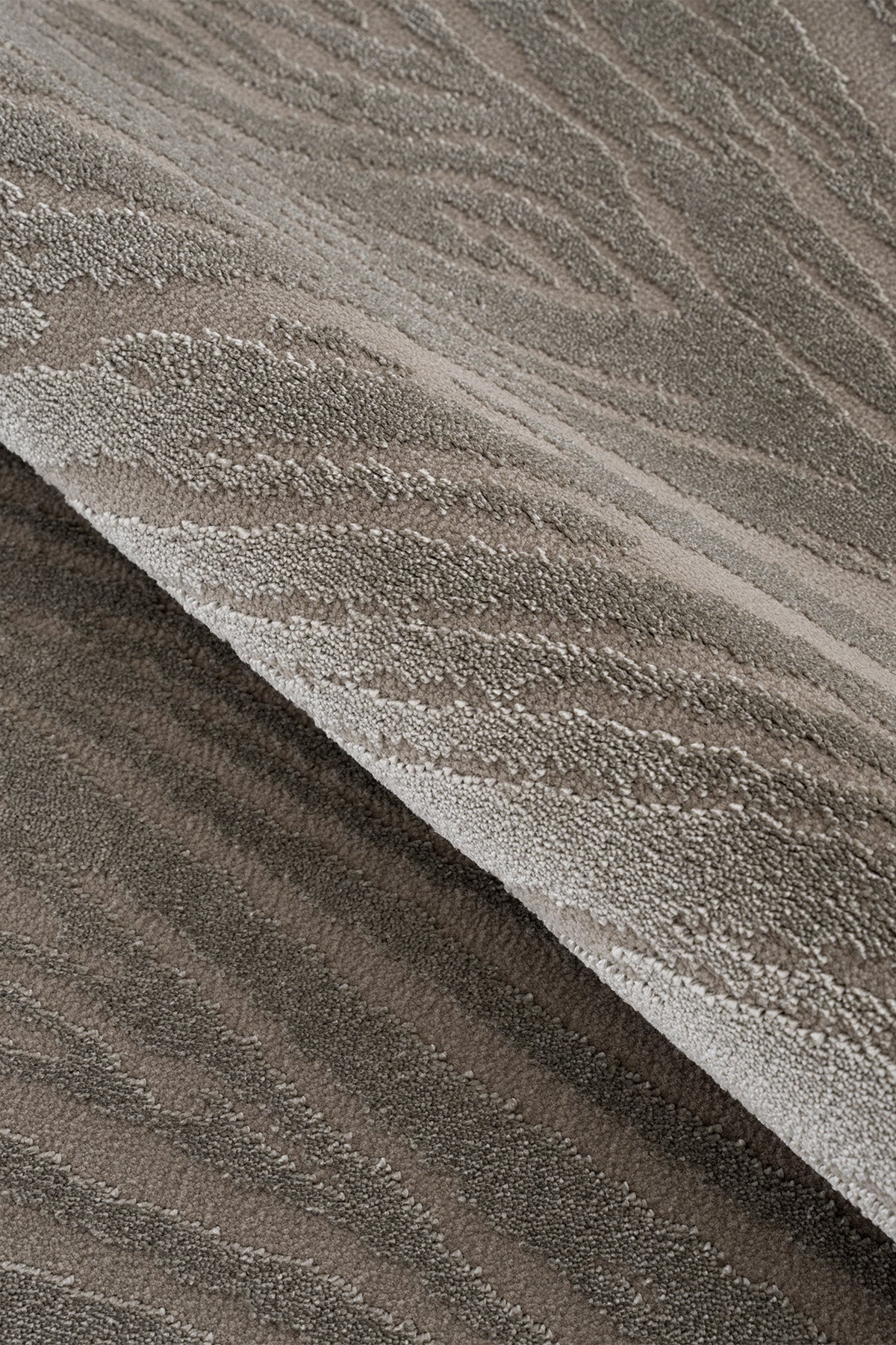 Calvin Klein Dark Pulse A2373B Vizon Halı