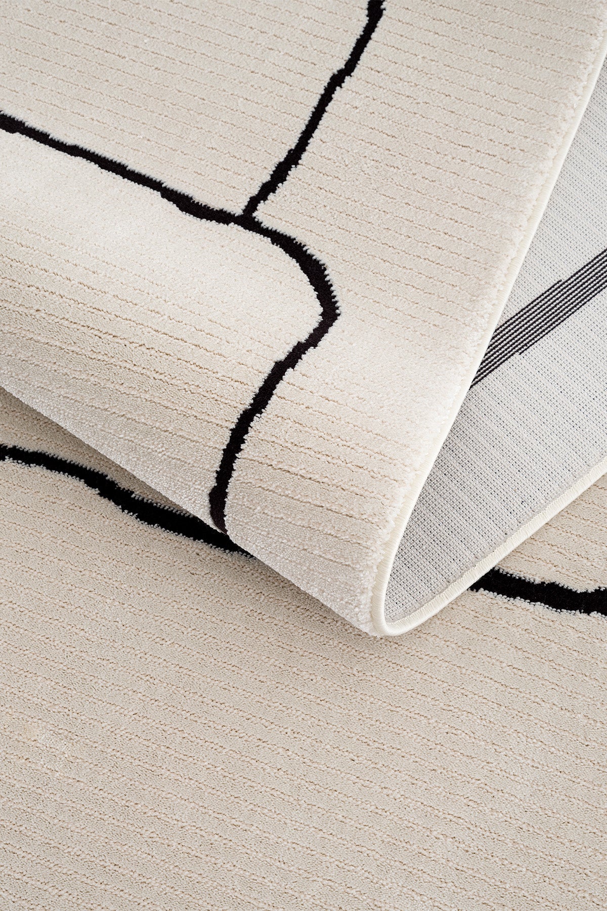 Calvin Klein Dark Pulse A2374G Krem Siyah Halı