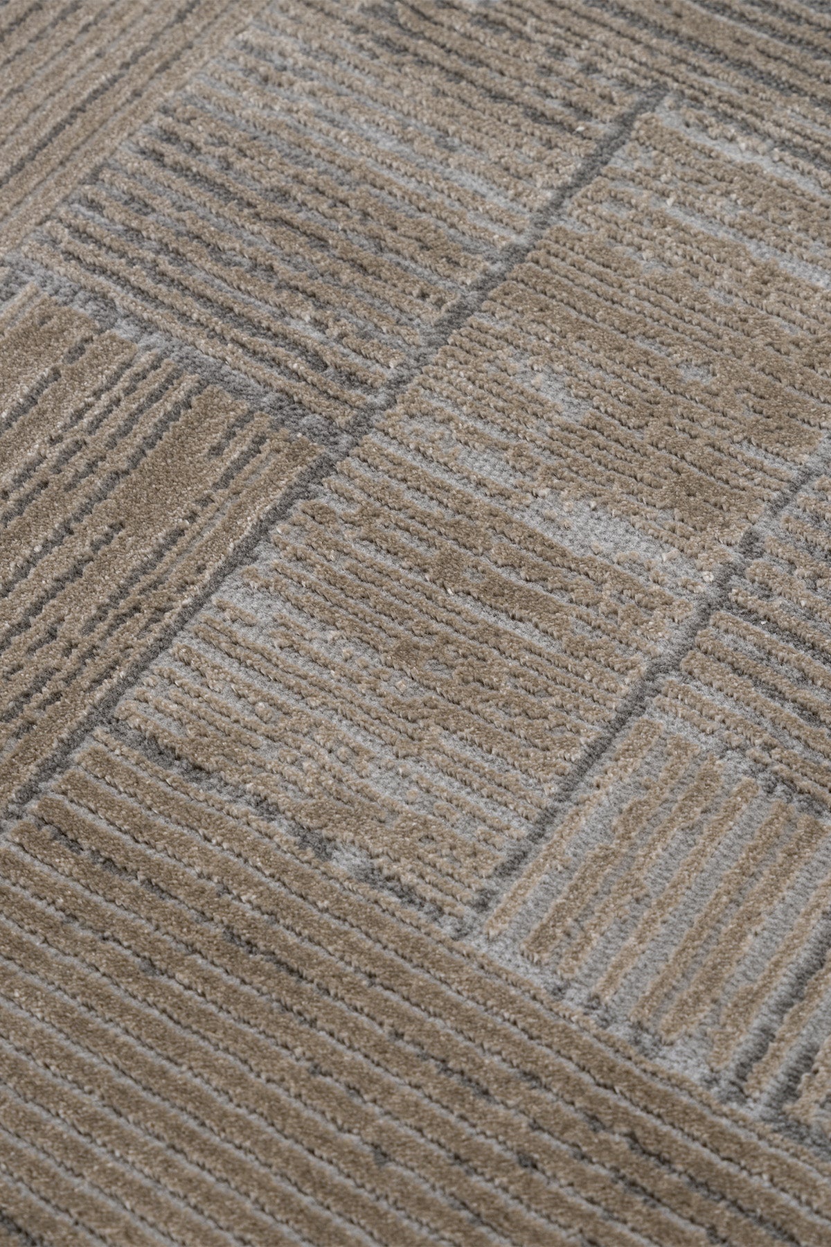 Calvin Klein Essential A2443E Vizon Halı