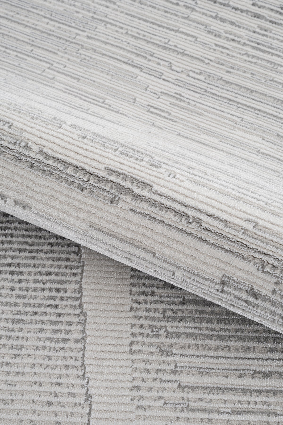 Calvin Klein Essential A2449B Krem Gri Halı