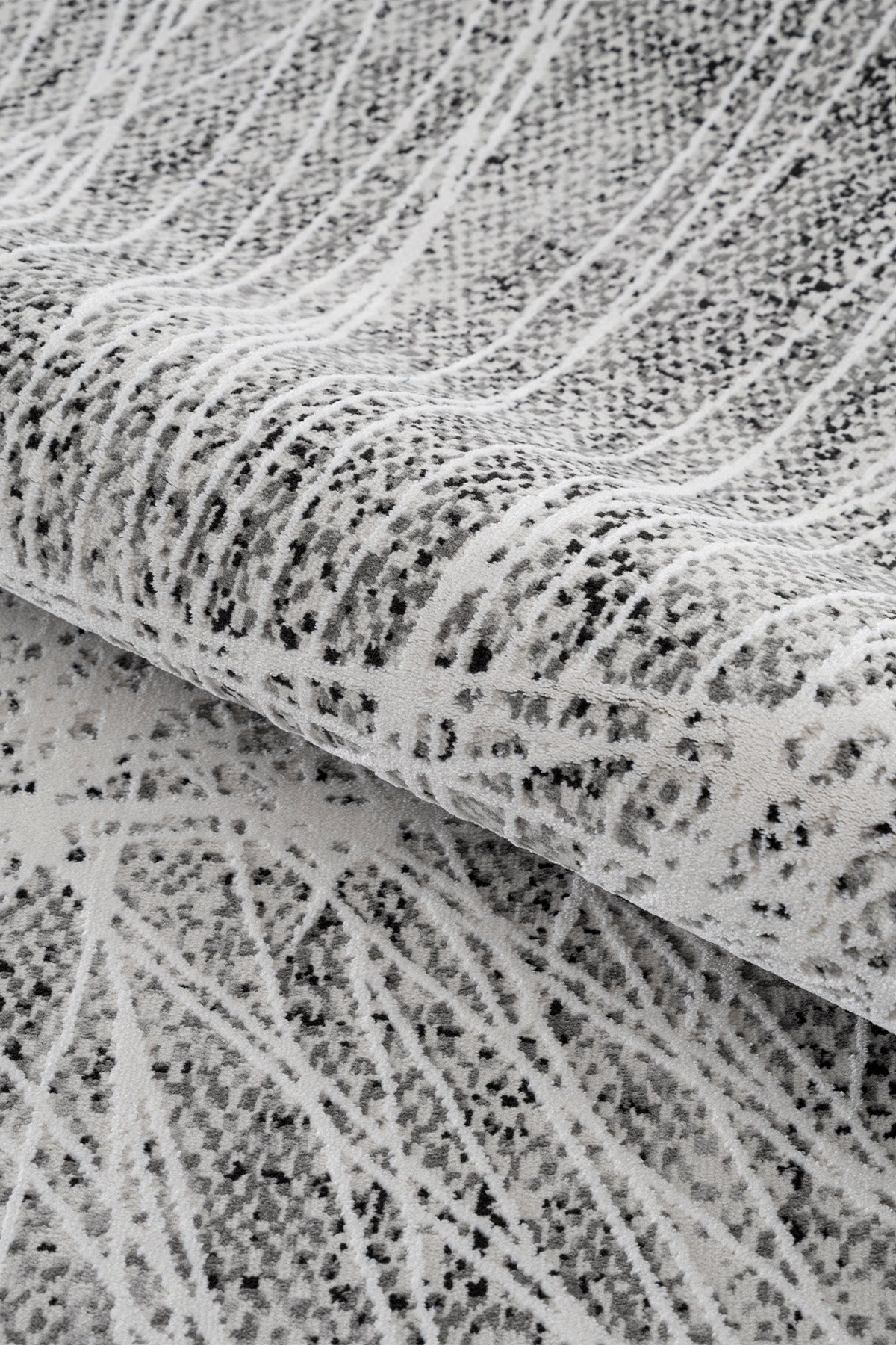 Calvin Klein Essential A2520B Krem Gri Halı