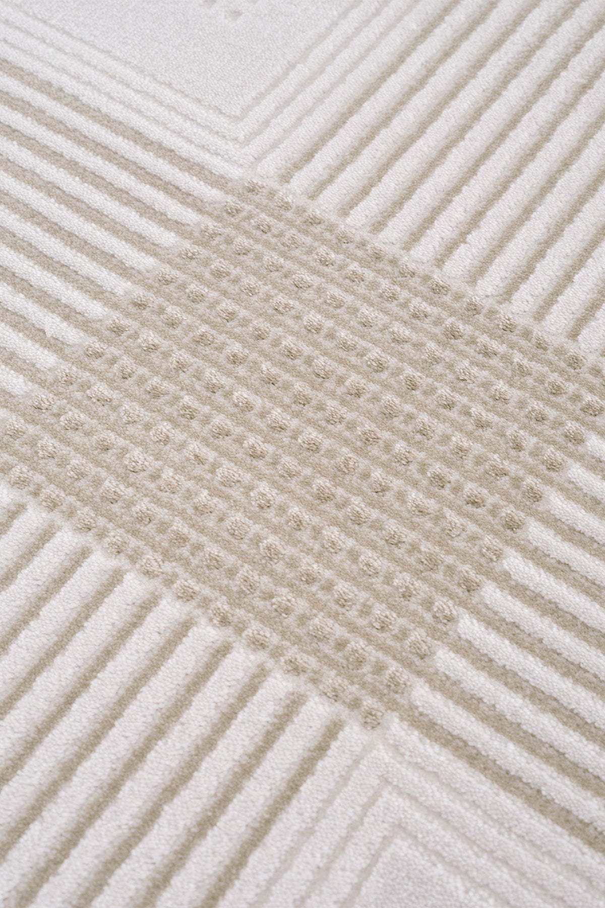 Calvin Klein Glow A3461B Krem Vizon Halı