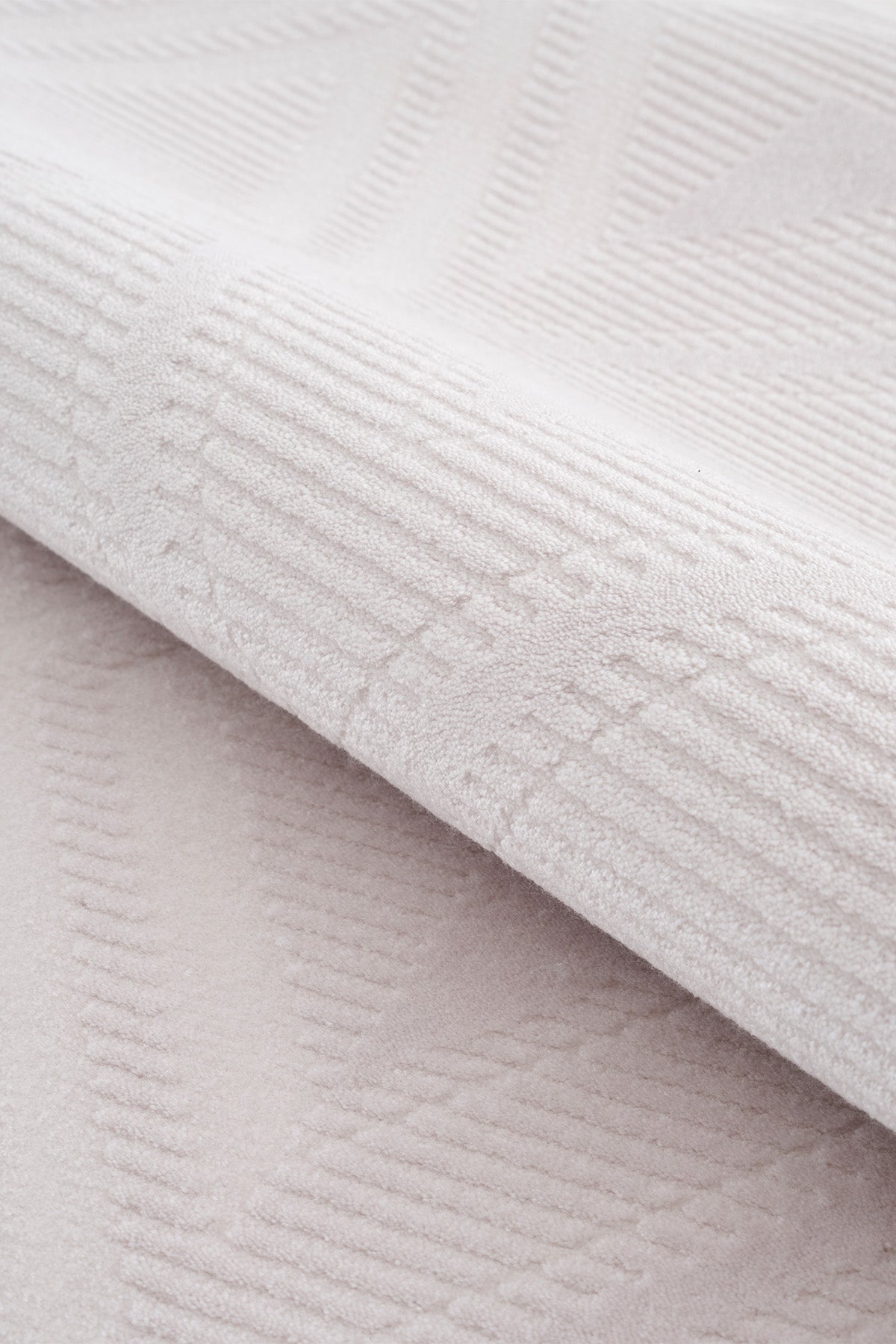 Calvin Klein Glow A3462A Krem Halı