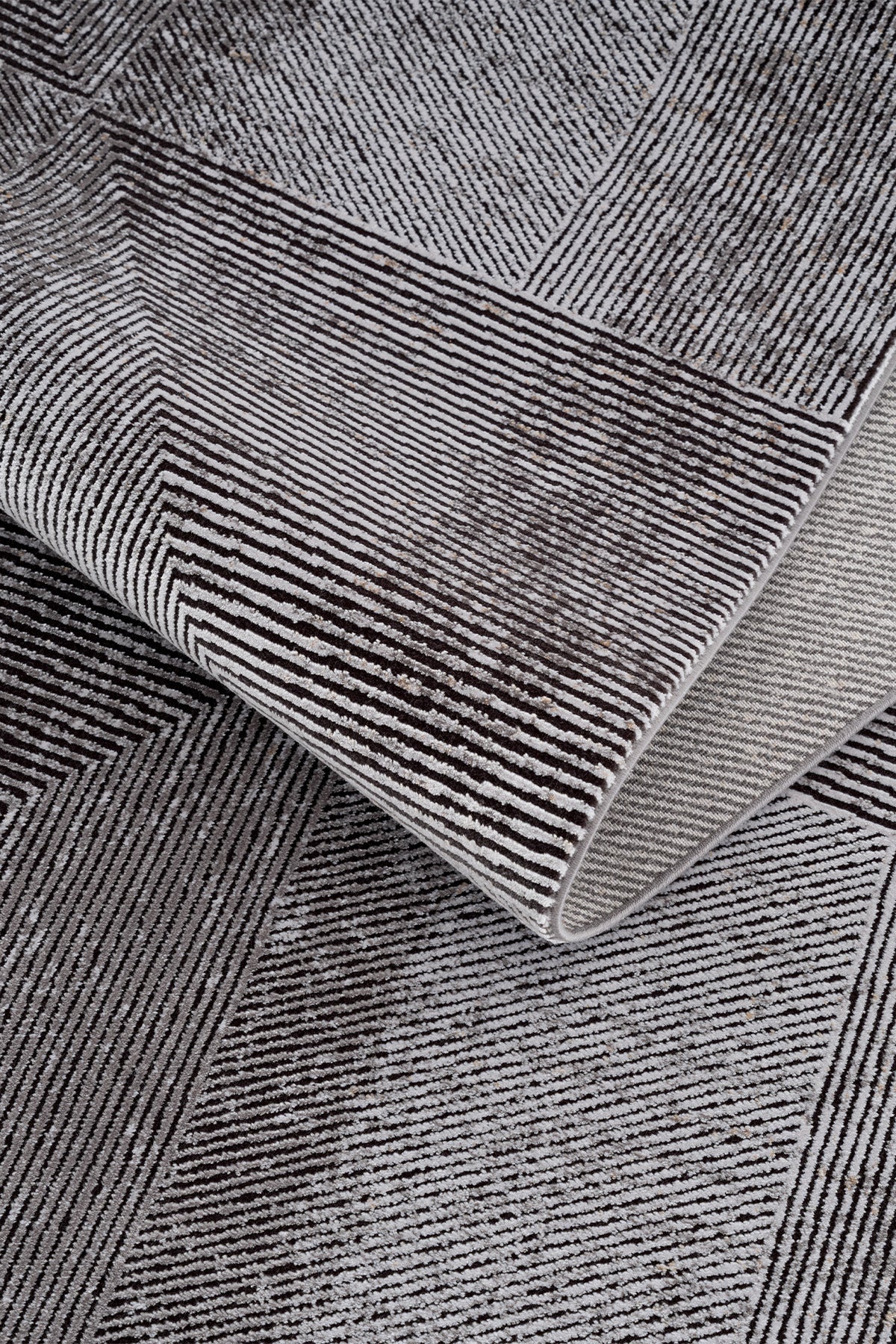 Calvin Klein Heaven A3529F Gri Gold Halı