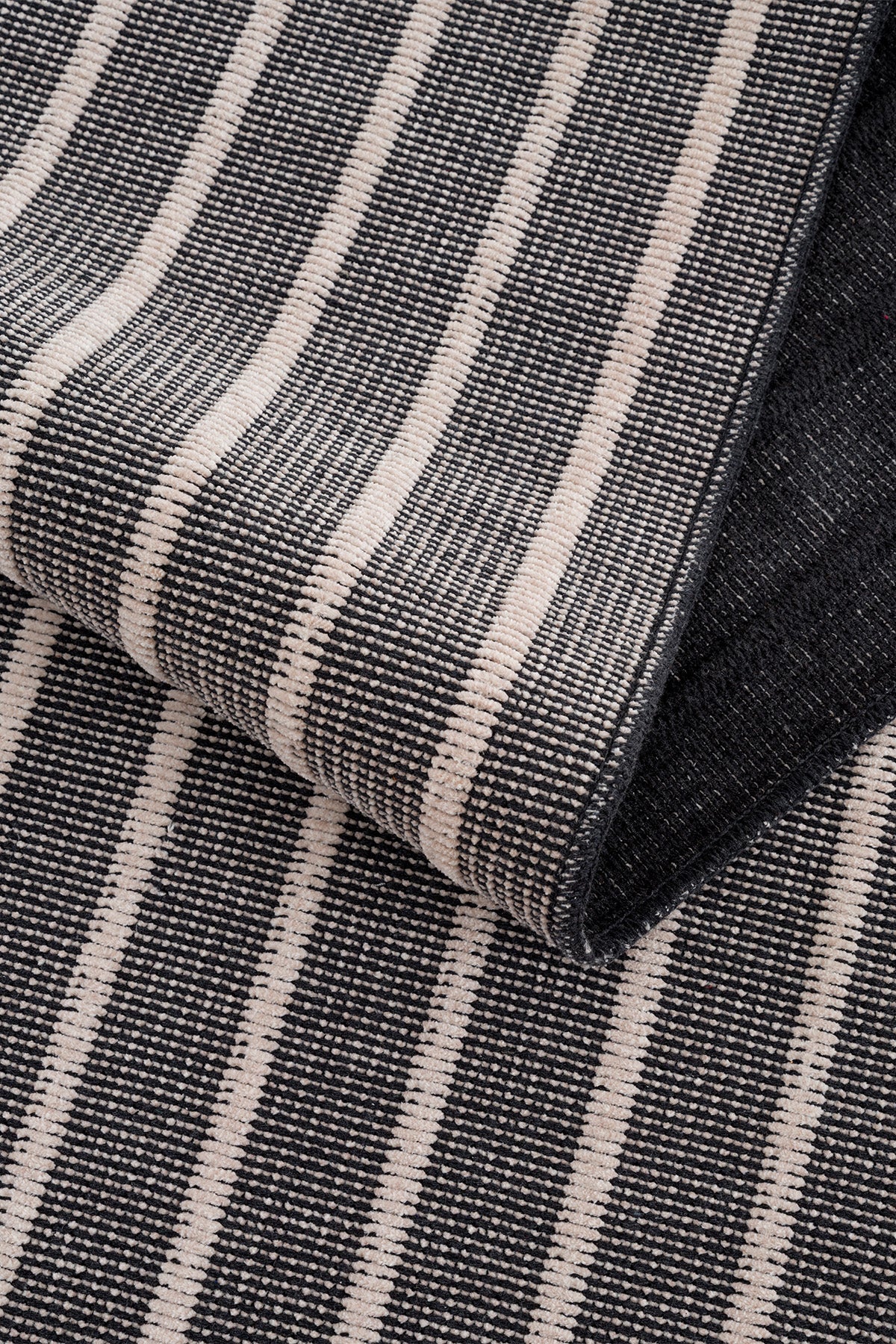 Calvin Klein Mono A2900B Antrasit Bej Halı