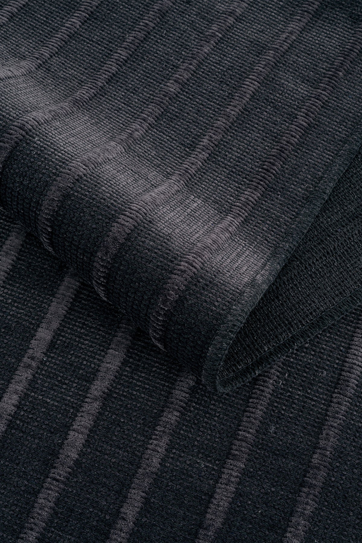 Calvin Klein Mono A2900D Antrasit Halı