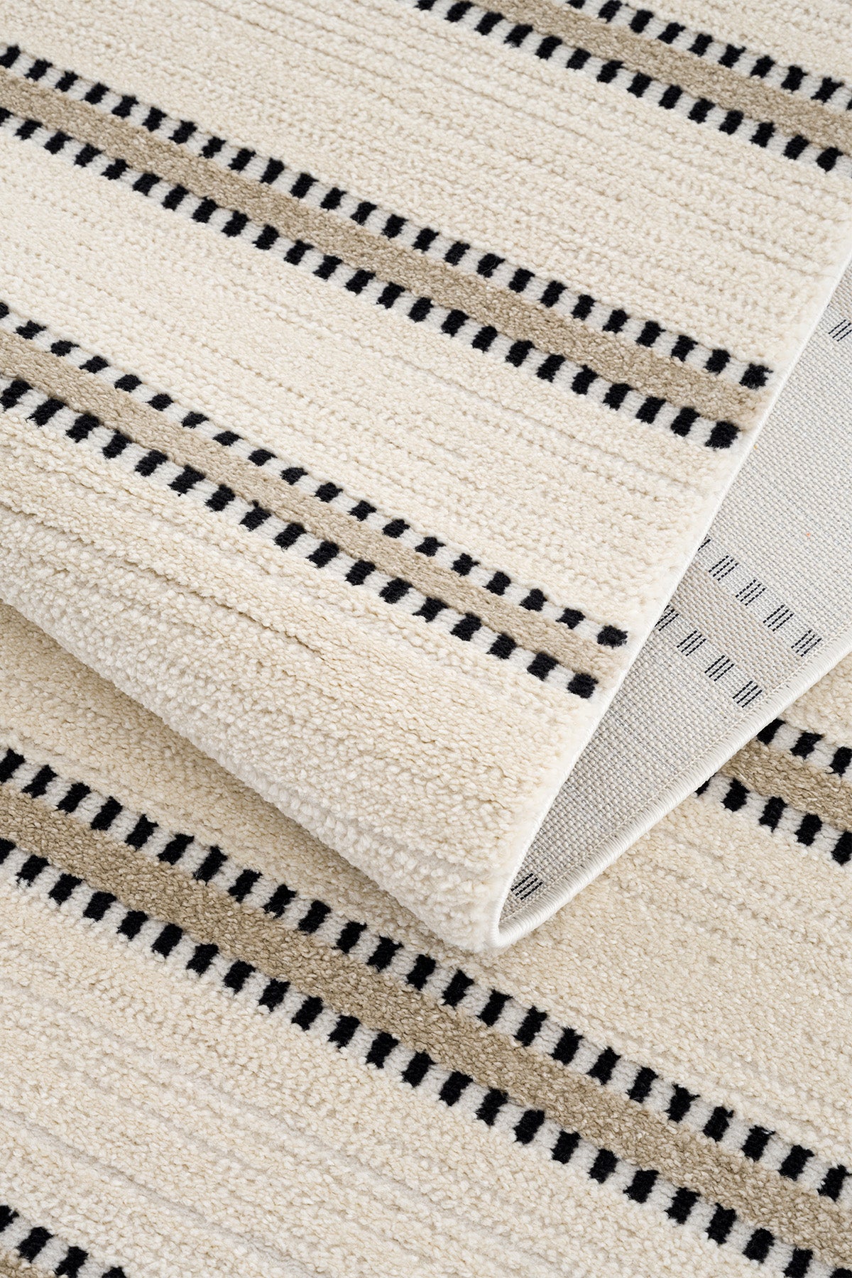 Calvin Klein Odense A2069E Krem Vizon Halı