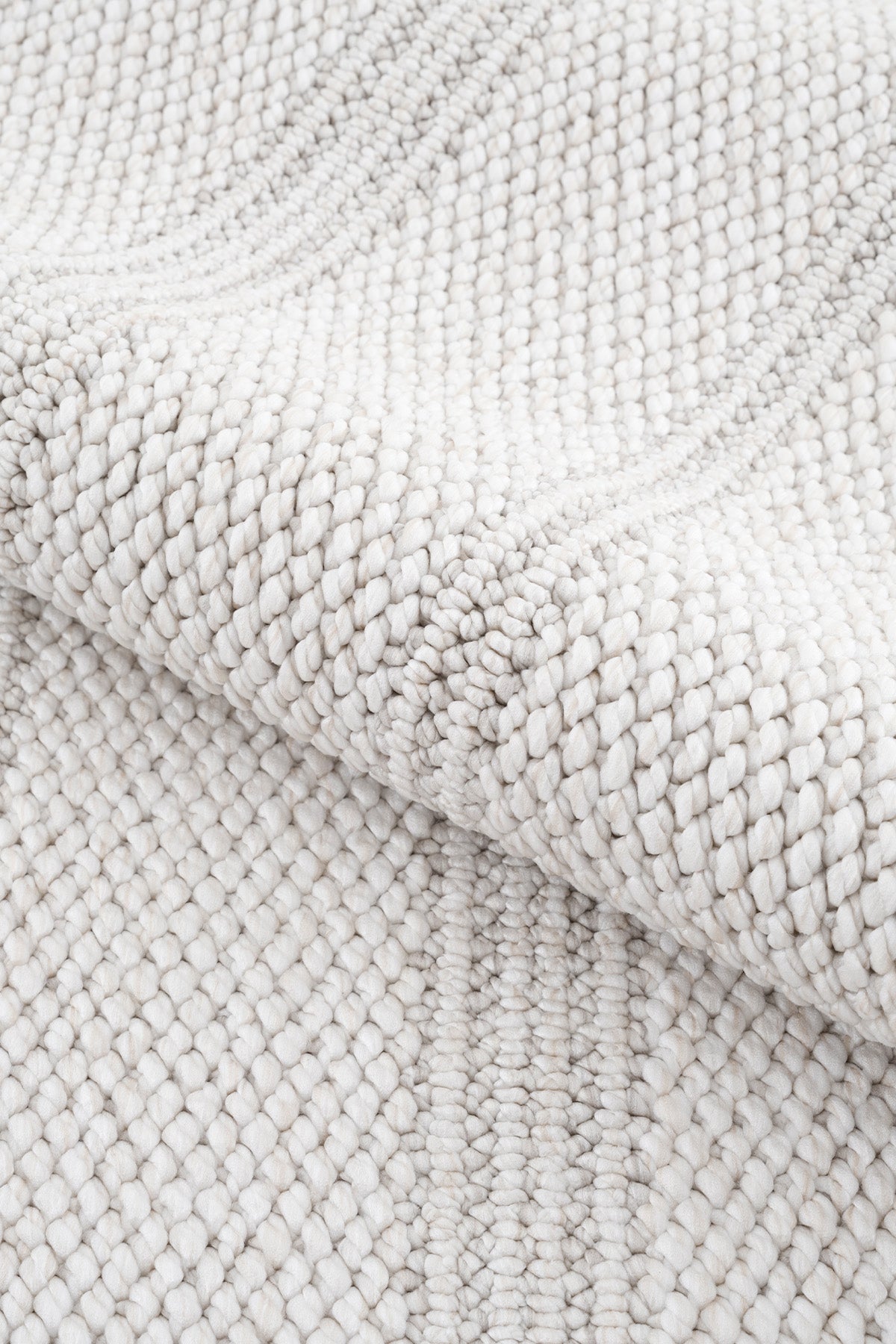 Calvin Klein Urban Luxe A2399B Krem Gri Halı