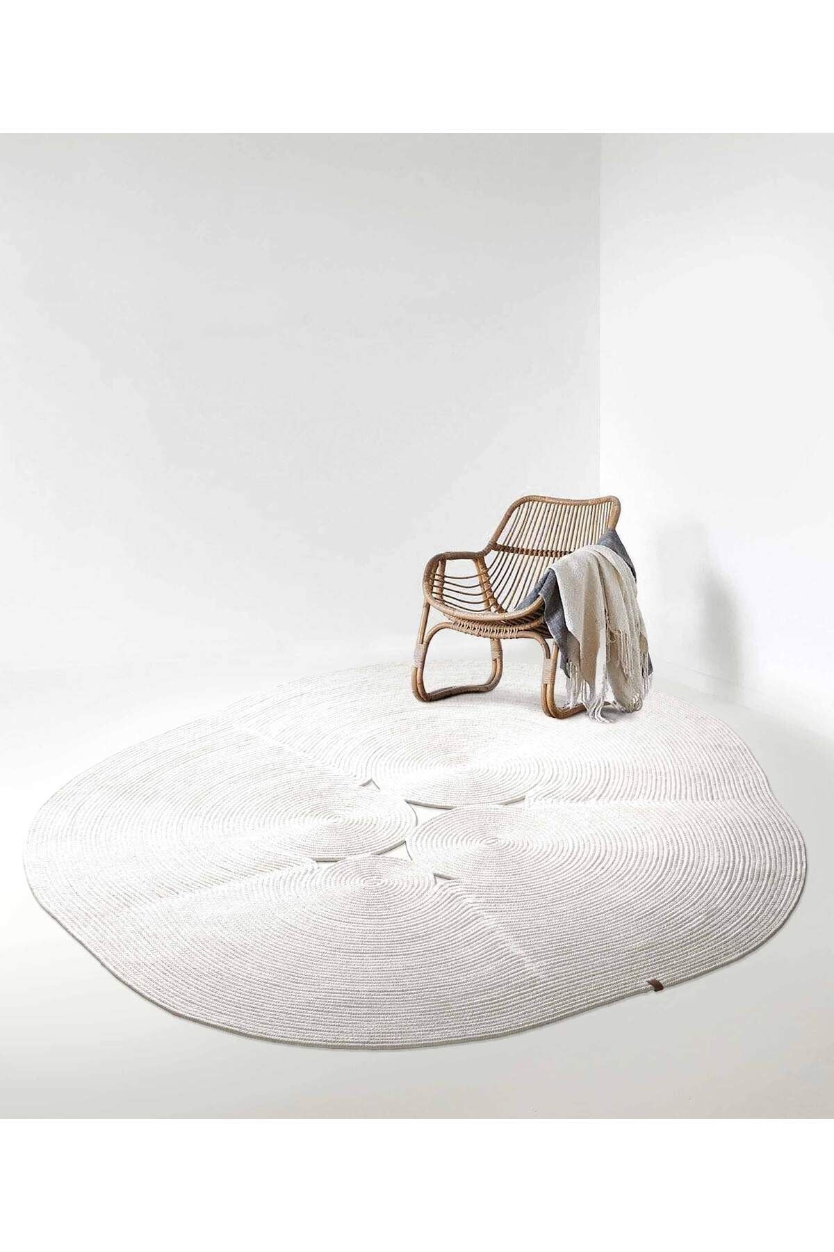 Boulder El Örmesi Elips Beyaz Pamuklu Yıkanabilir Halı Kilim Balkon Teras Salon Koridor Halısı Hasır Halı 69595