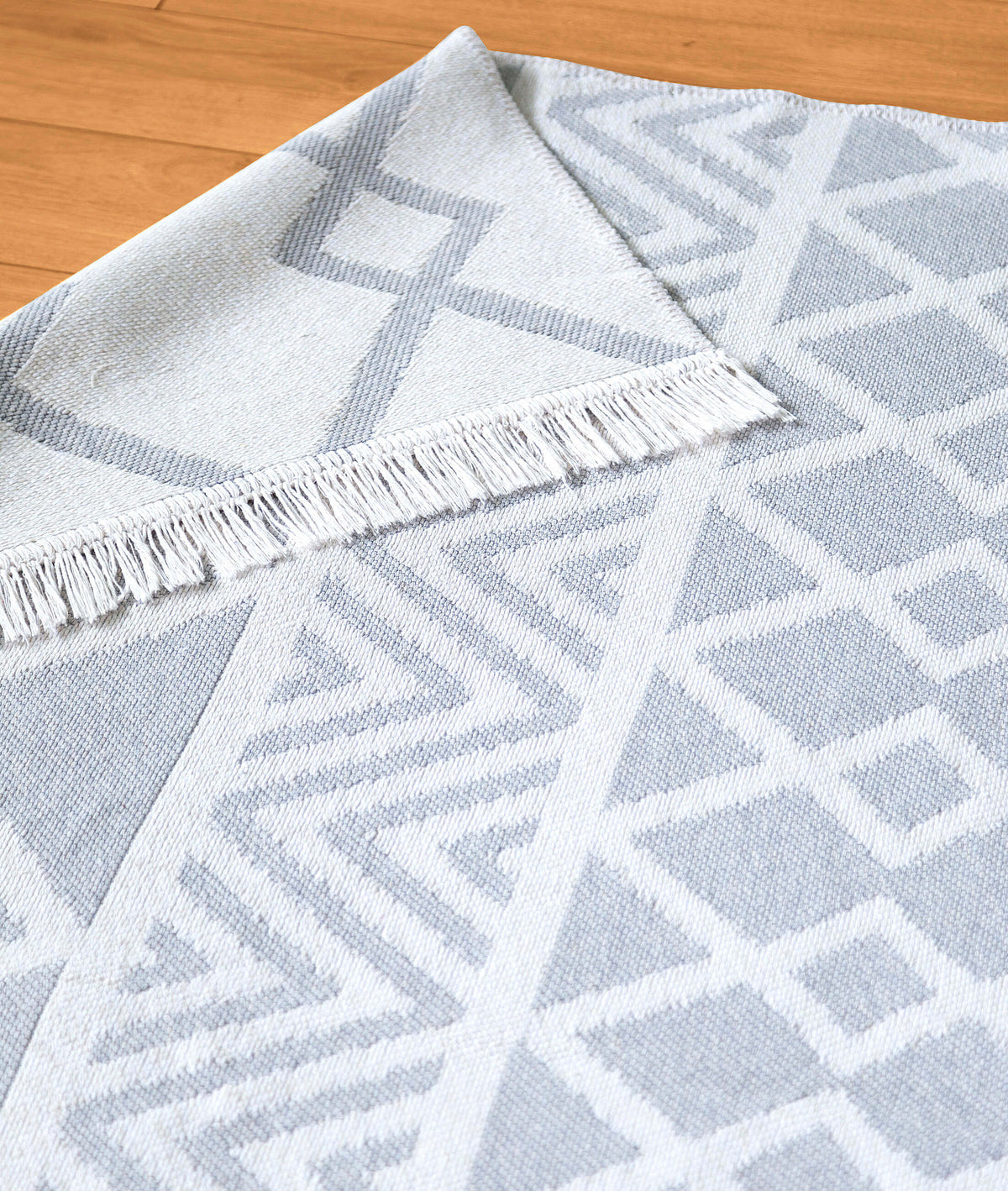 Duo Beyaz Gri Çift Taraflı Yıkanabilir Dokuma Kilim 22995A