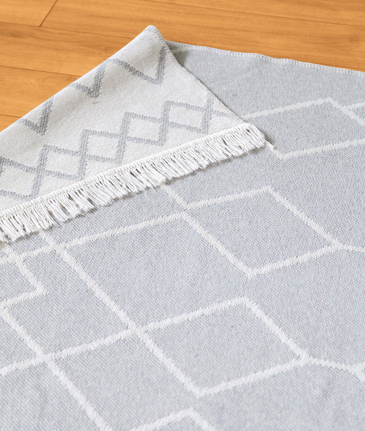 Duo Beyaz Gri Çift Taraflı Yıkanabilir Dokuma Kilim 23001A