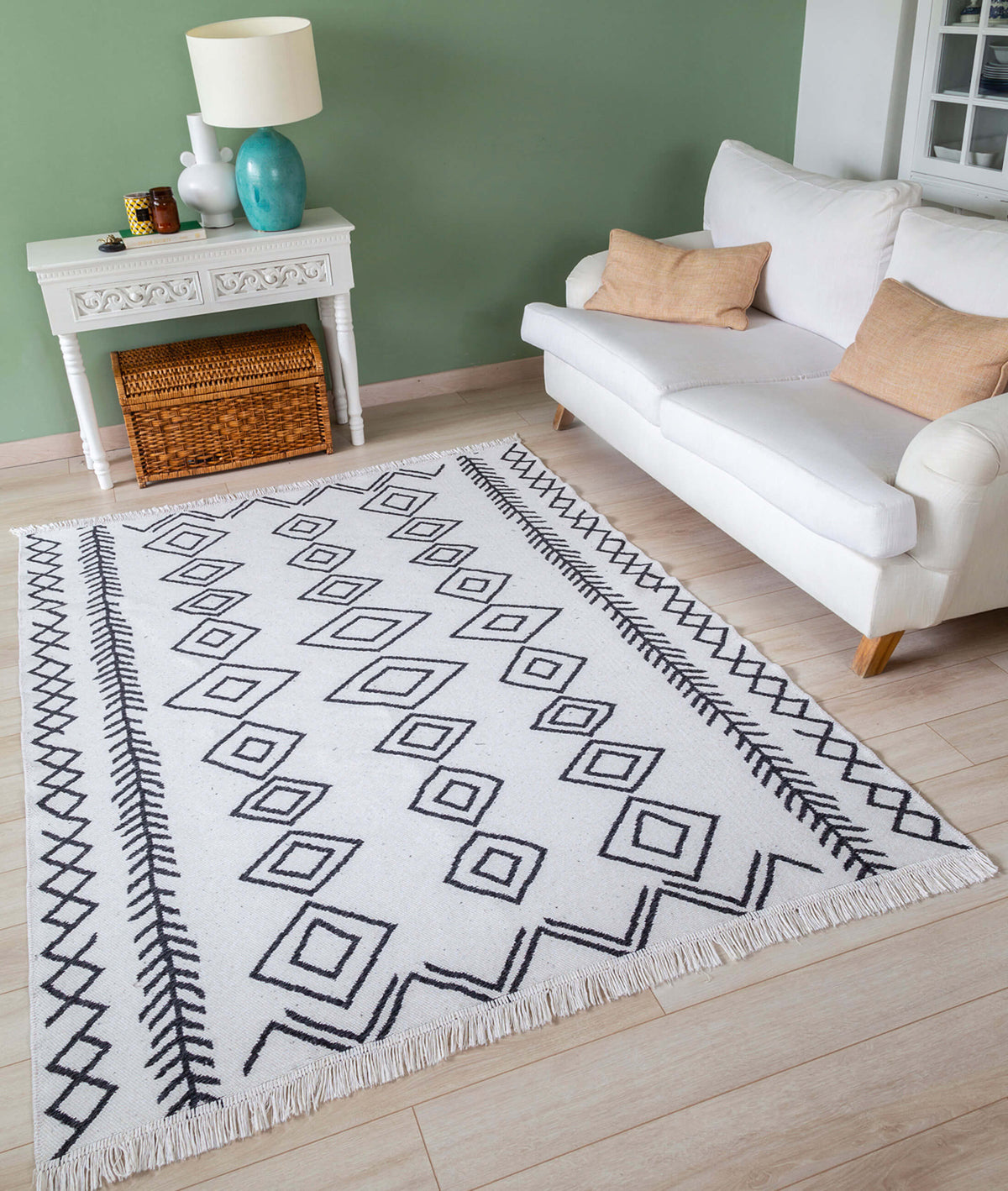 Duo Beyaz Siyah Çift Taraflı Yıkanabilir Dokuma Kilim 23000A