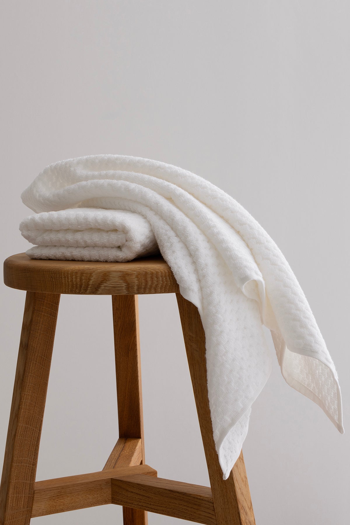 Ivory Beyaz Kabartma Dokulu Mikro Fiber %100 Pamuk 2'Li El Yüz Havlusu Seti 50 X 90 - 50 X 90 1119A