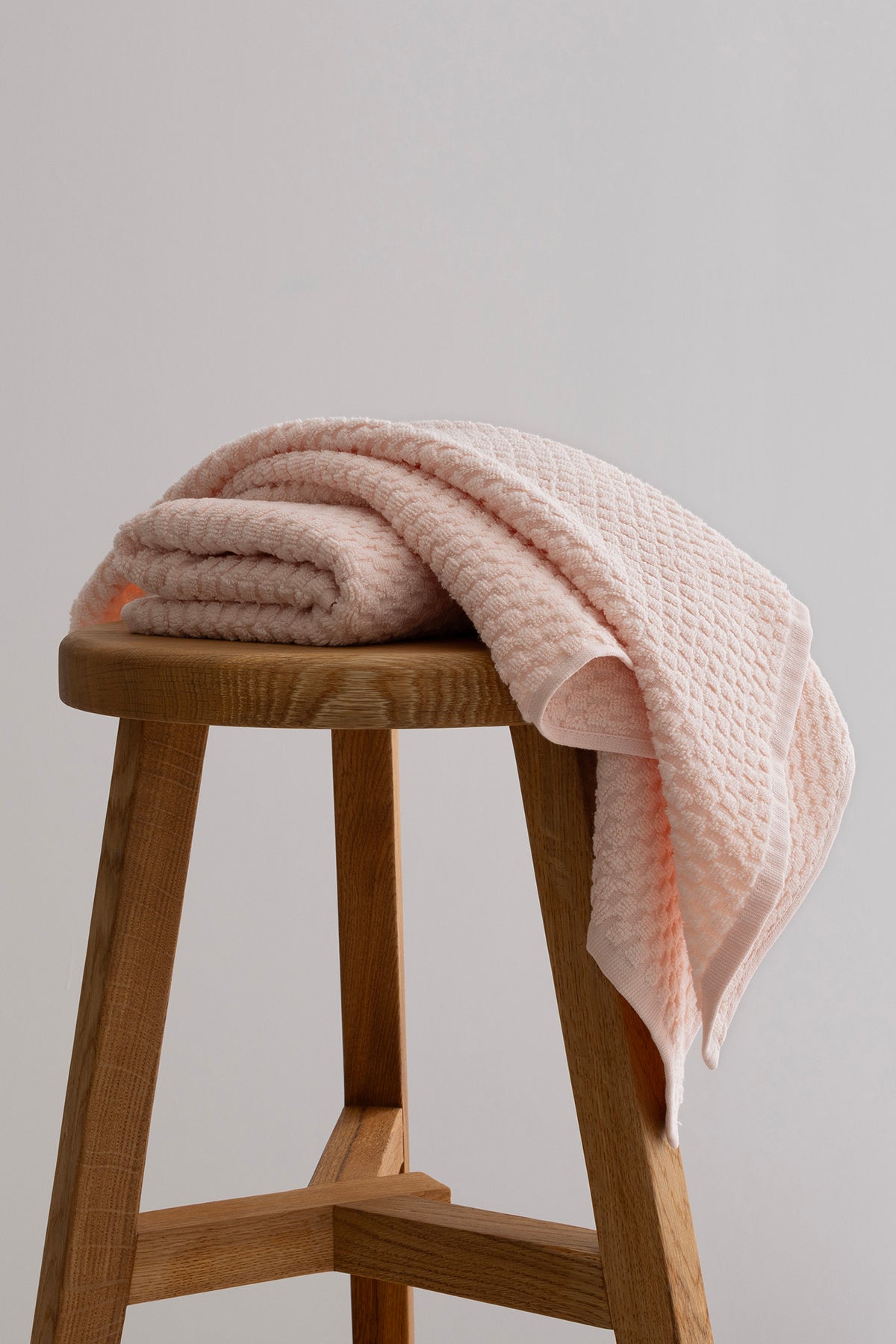 Ivory Somon Kabartma Dokulu Mikro Fiber %100 Pamuk 2'Li Banyo Havlusu Seti 50 X 90 - 70 X 140 1115A