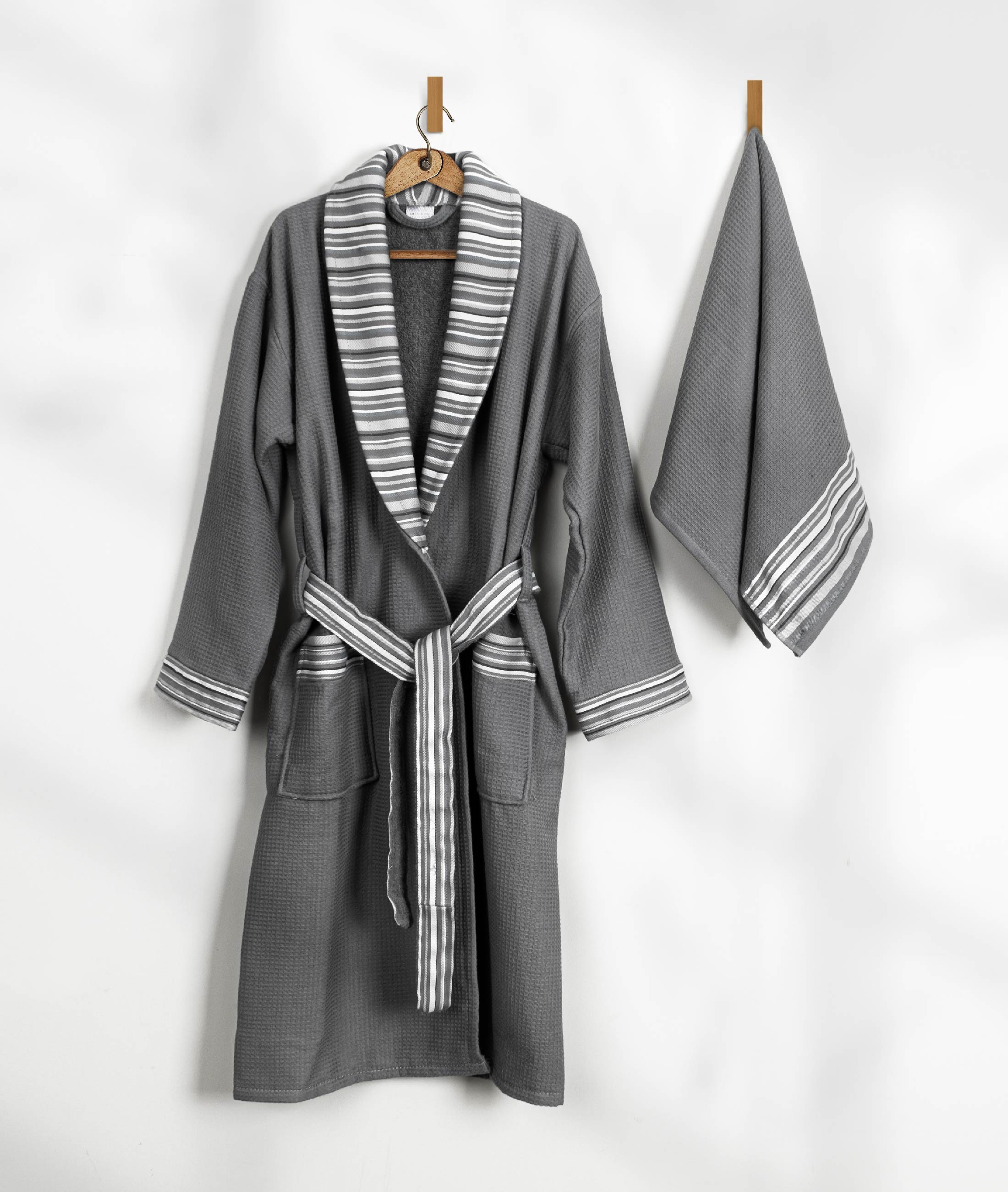 Limira 2'li Set Antrasit Pamuk 1 Bornoz L-XL 1 Çeyiz Havlu 50x90 2234