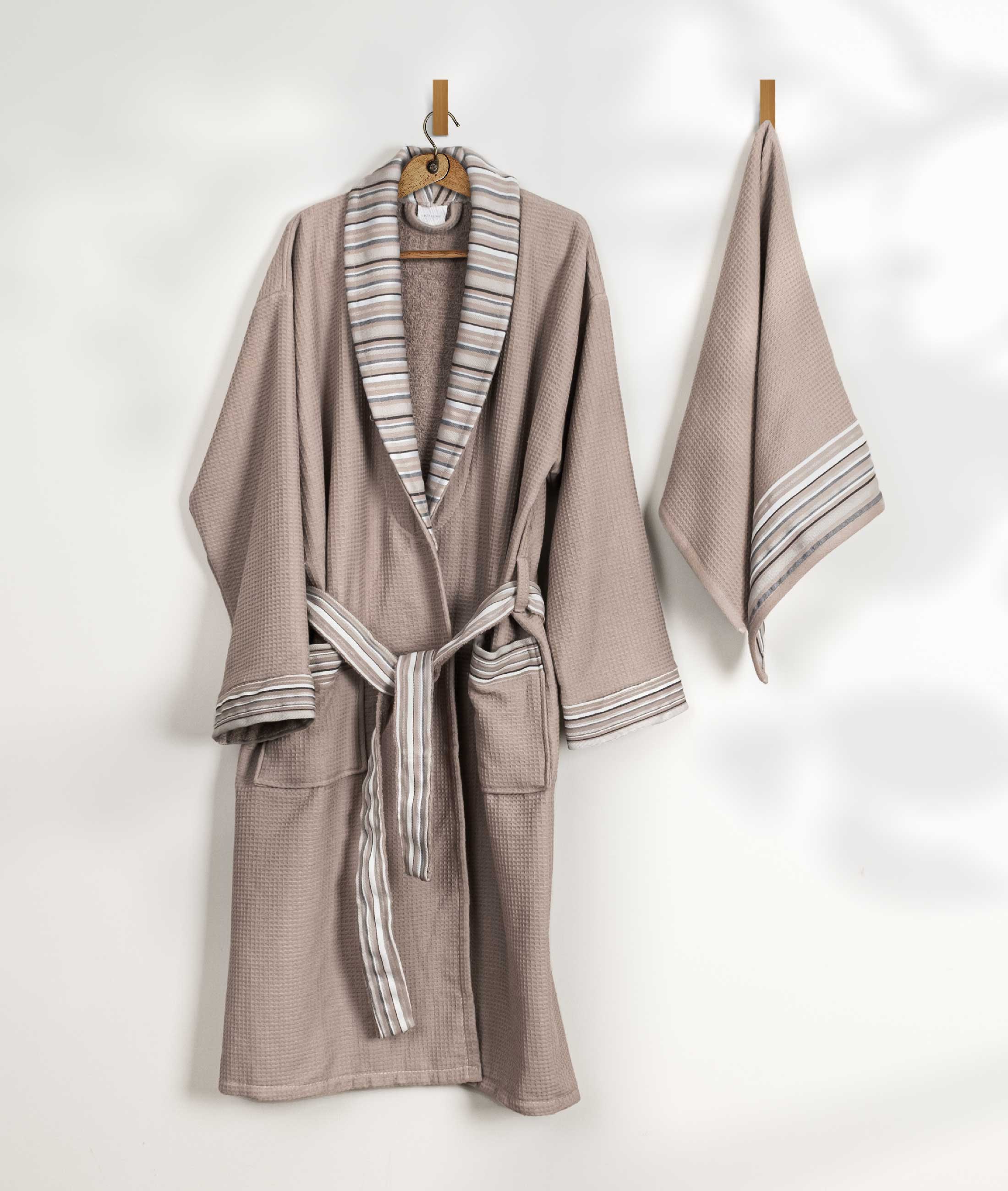 Limira 2'li Set Vizon Pamuk 1 Bornoz L-XL 1 Çeyiz Havlu 50x90 2233