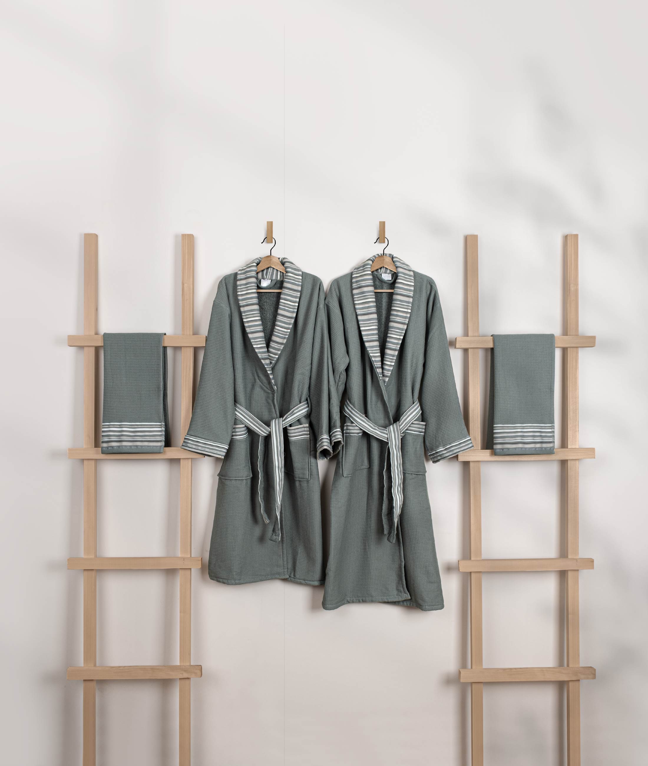 Limira 4'lü Set Yeşil Pamuk 2 Bornoz (1 S-M)-(1 L-XL) 2 Çeyiz Havlu 50x90 2240