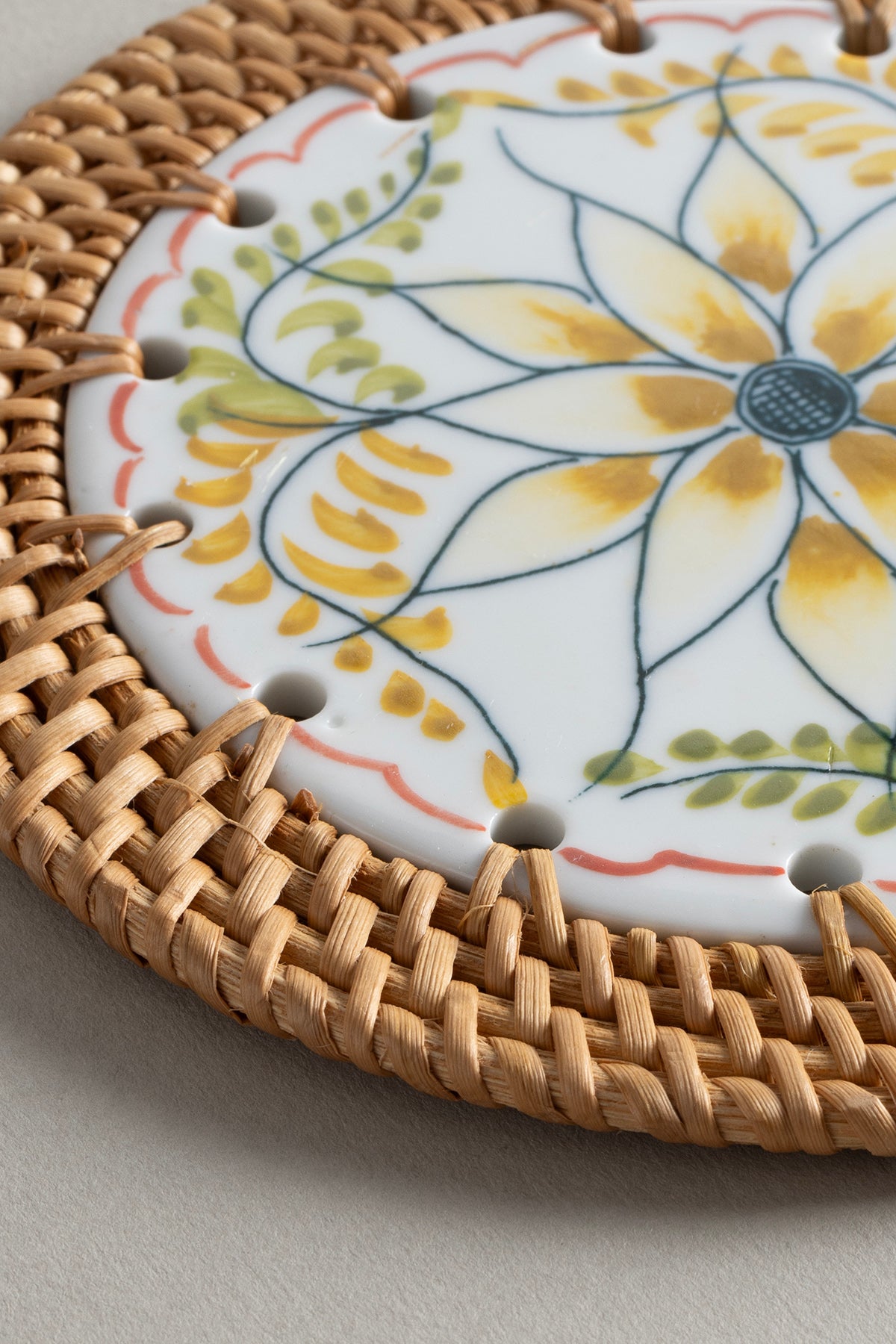 Meander Doğal Rattan El Yapımı Çerçeveli 16 cm. Turuncu Çiçek Desenli Nihale 9072