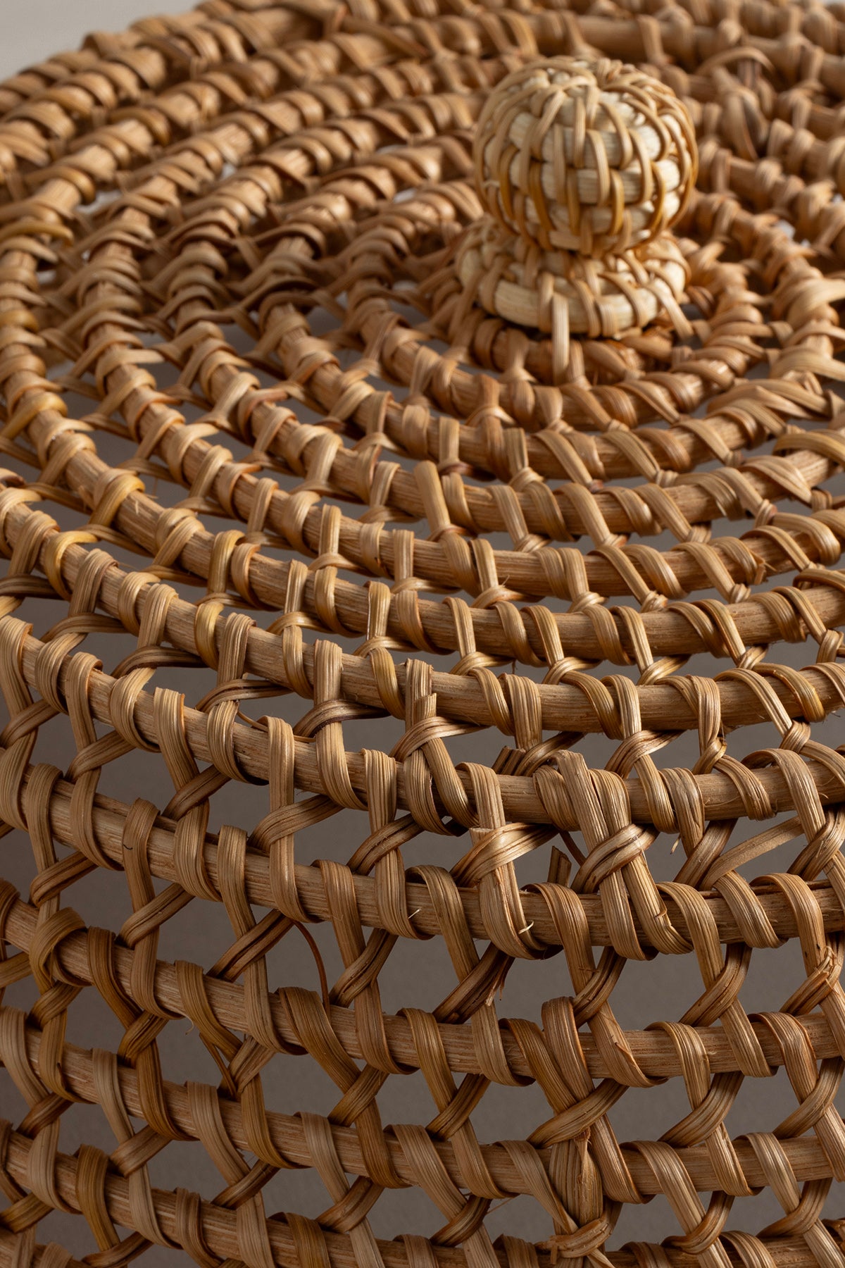 Meander Doğal Rattan El Yapımı Yemek Koruyucu 31x13cm 9071