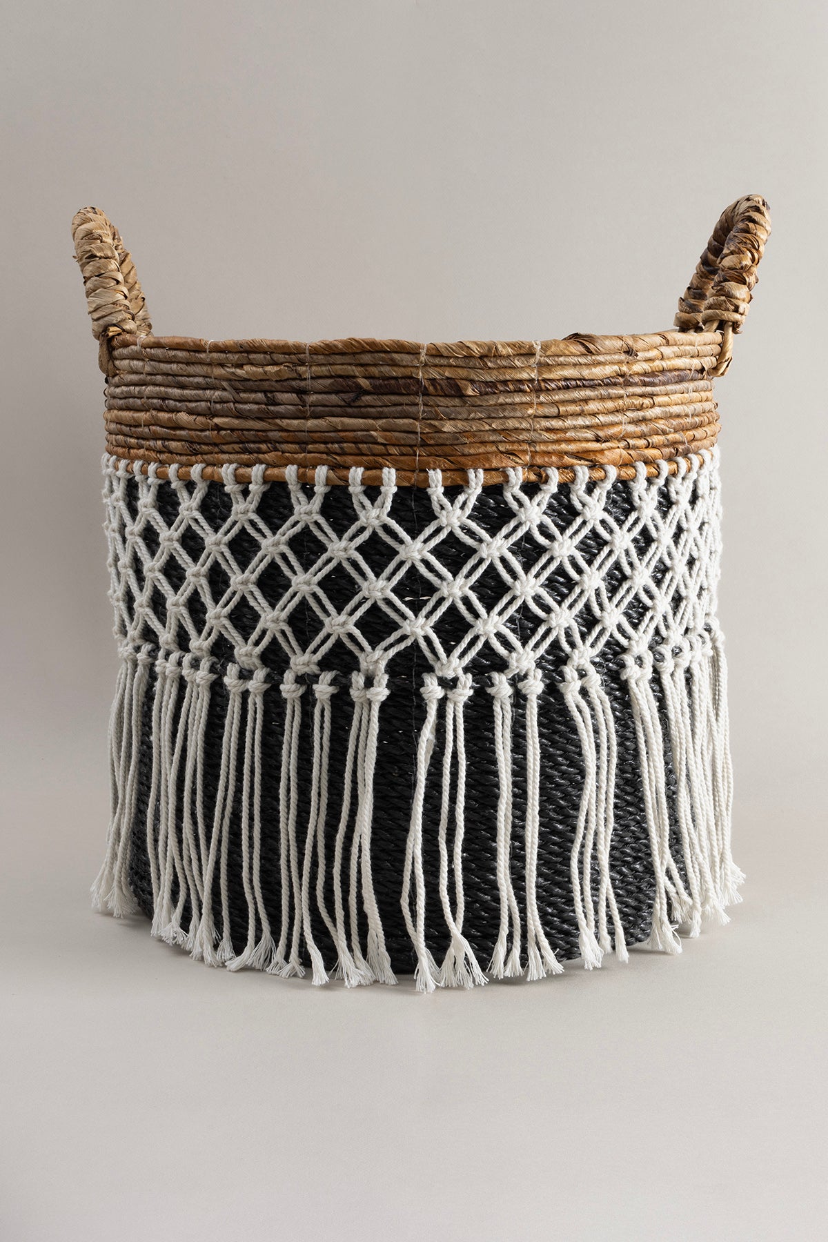 Meander Makrome Örgülü Doğal El Yapımı Sepet 40x37 9067