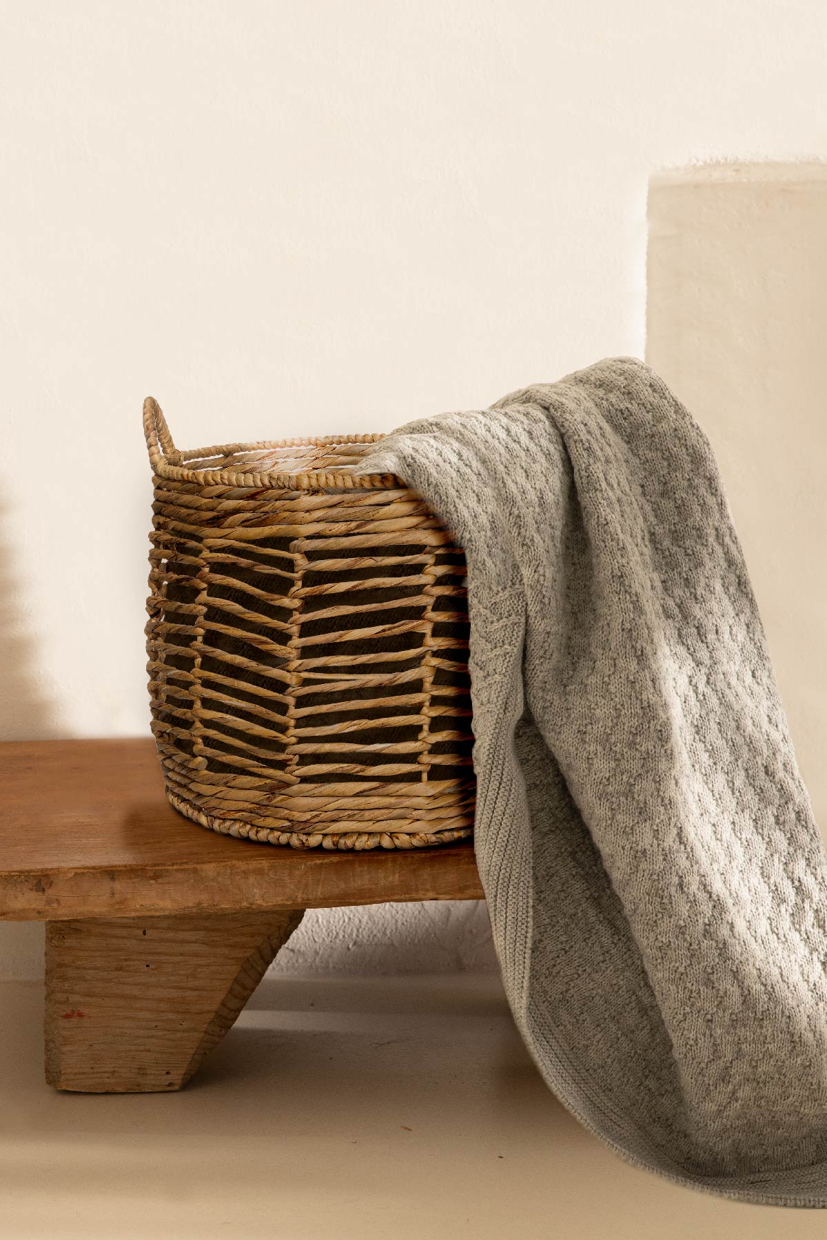 Meander Natural El Yapımı Rattan Örme Su Sümbülü Sepet 30x31cm 8851