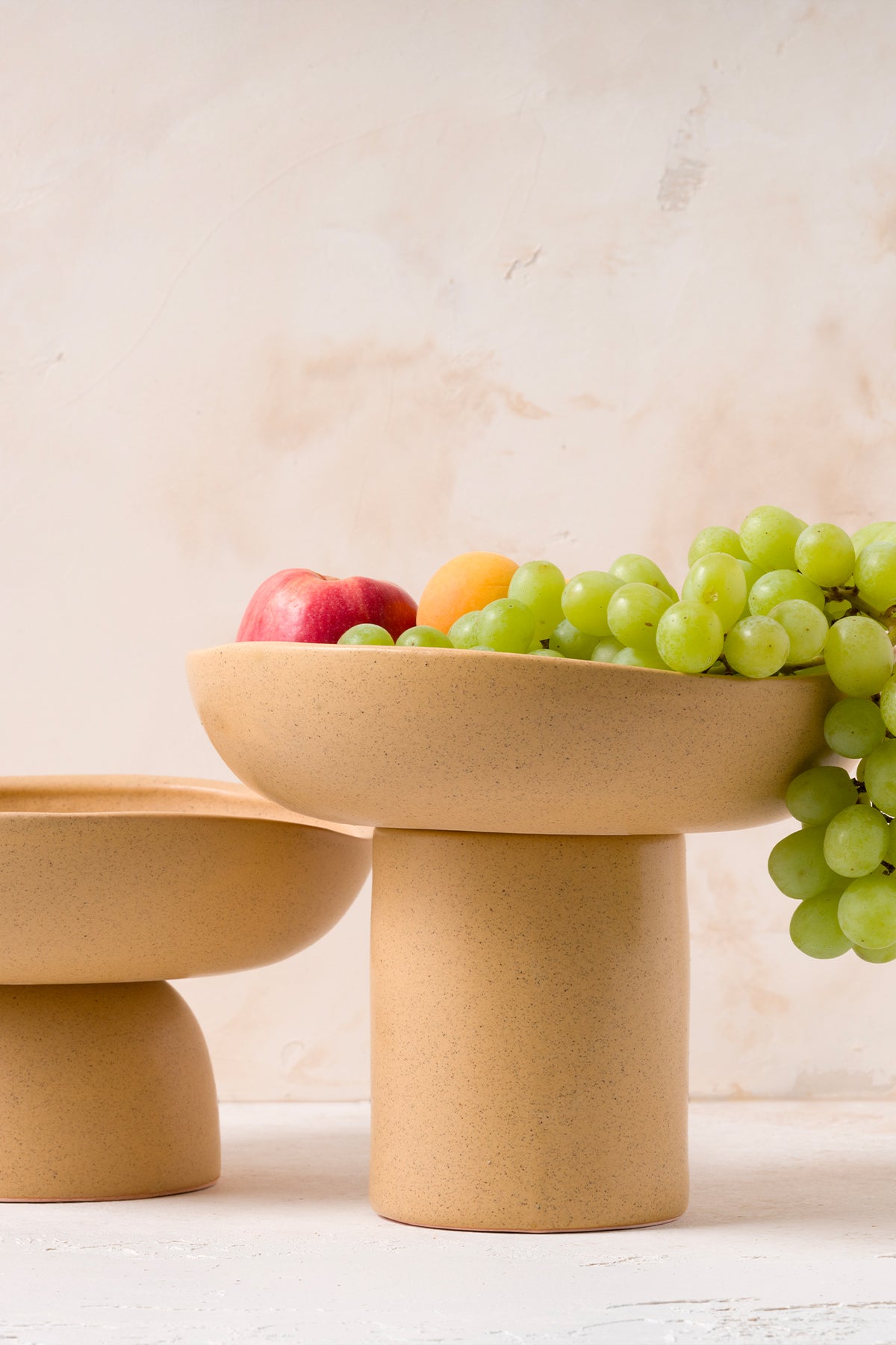 Sateen Mat Bej Ayaklı El Yapımı Büyük Sunum Kasesi 8615