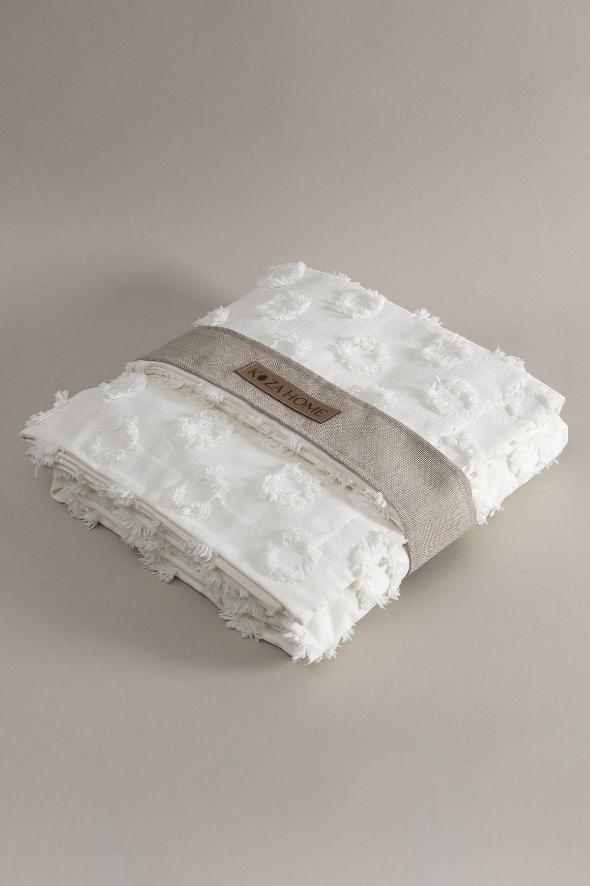 Sitra Krem Çift Kişilik Püsküllü Yatak Örtüsü 230x250 2 Yastık 50x70 5031