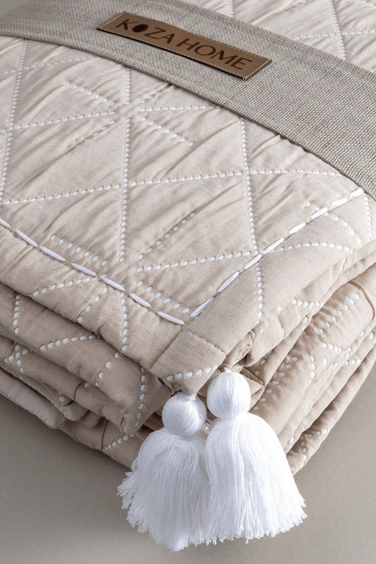 Stella Bej Çift Kişilik Baklava Desenli Yatak Örtüsü 230x250 2 Yastık 50x70 5029