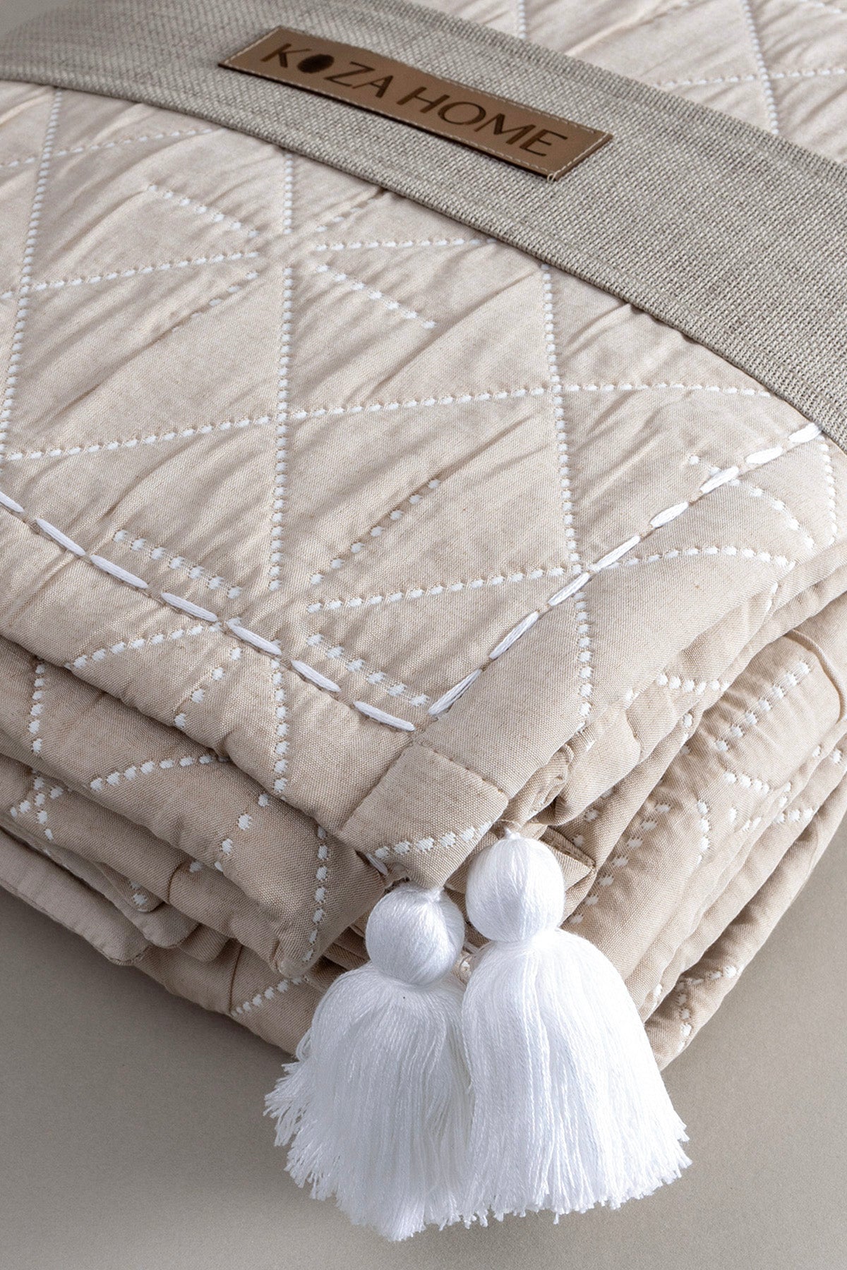 Stella Bej Çift Kişilik Baklava Desenli Yatak Örtüsü 230x250 2 Yastık 50x70 5029