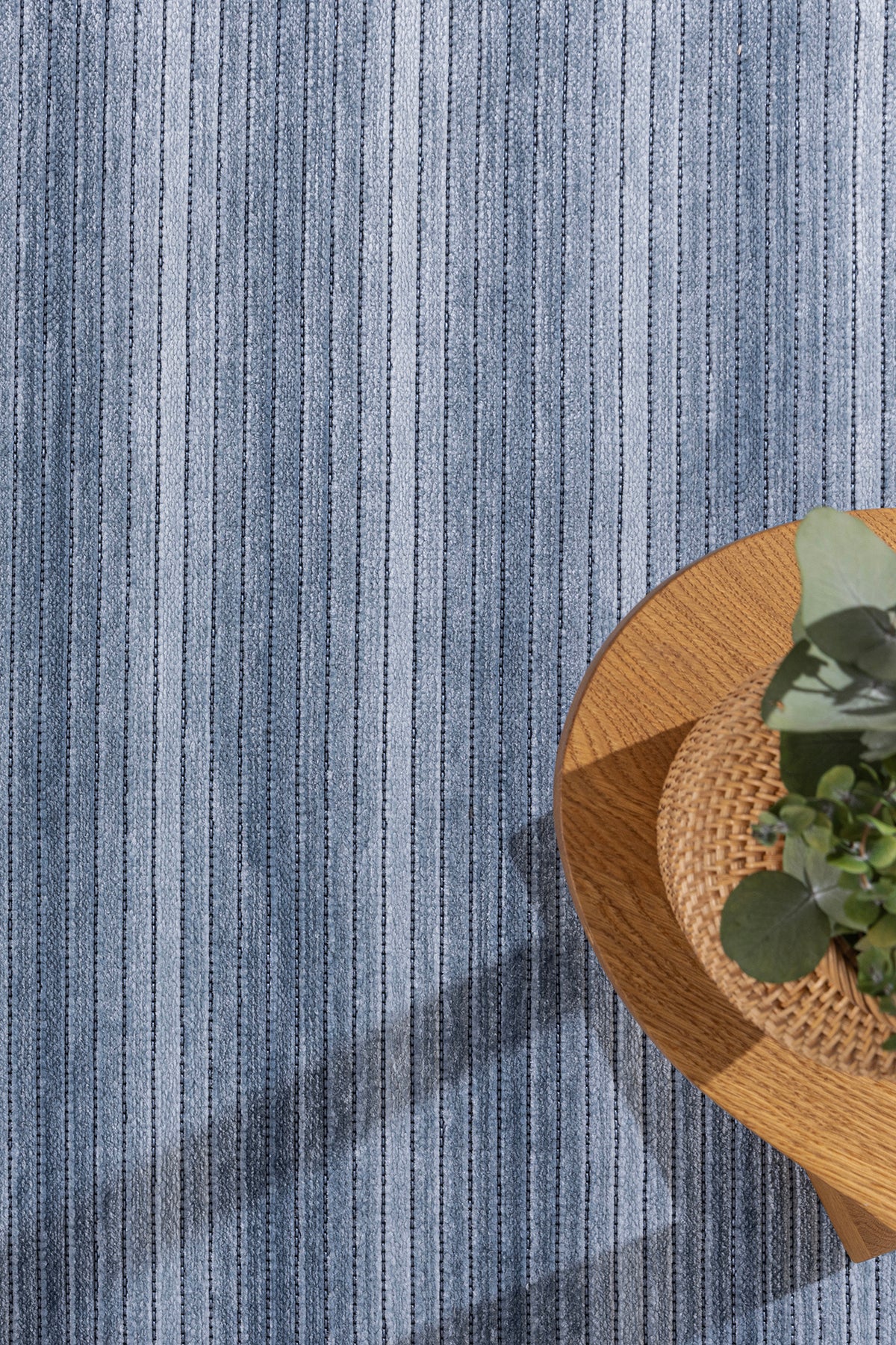 Stripe Mavi Kilim Kaymaz Taban Salon Oturma Odası Antre Halısı 33013A