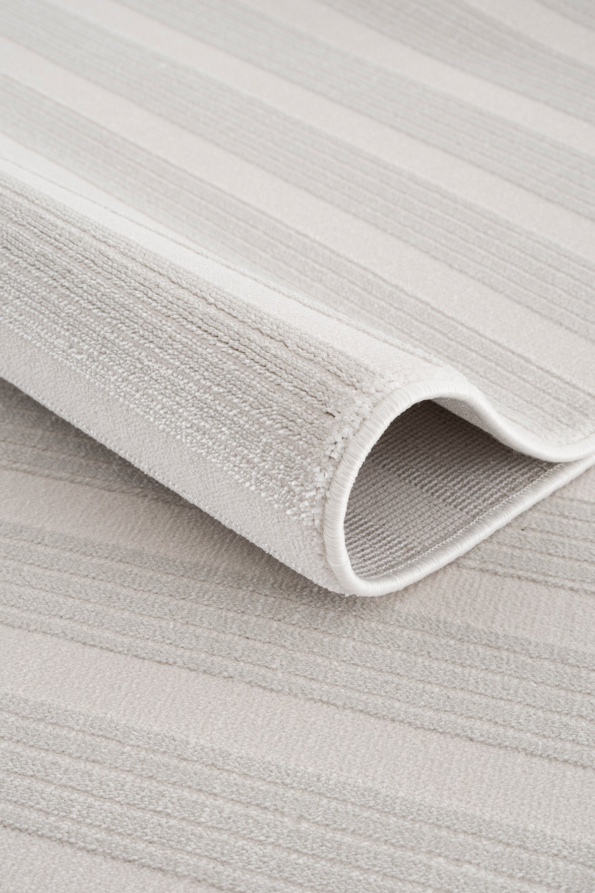 Calvin Klein Dark Pulse A2316A Krem Halı