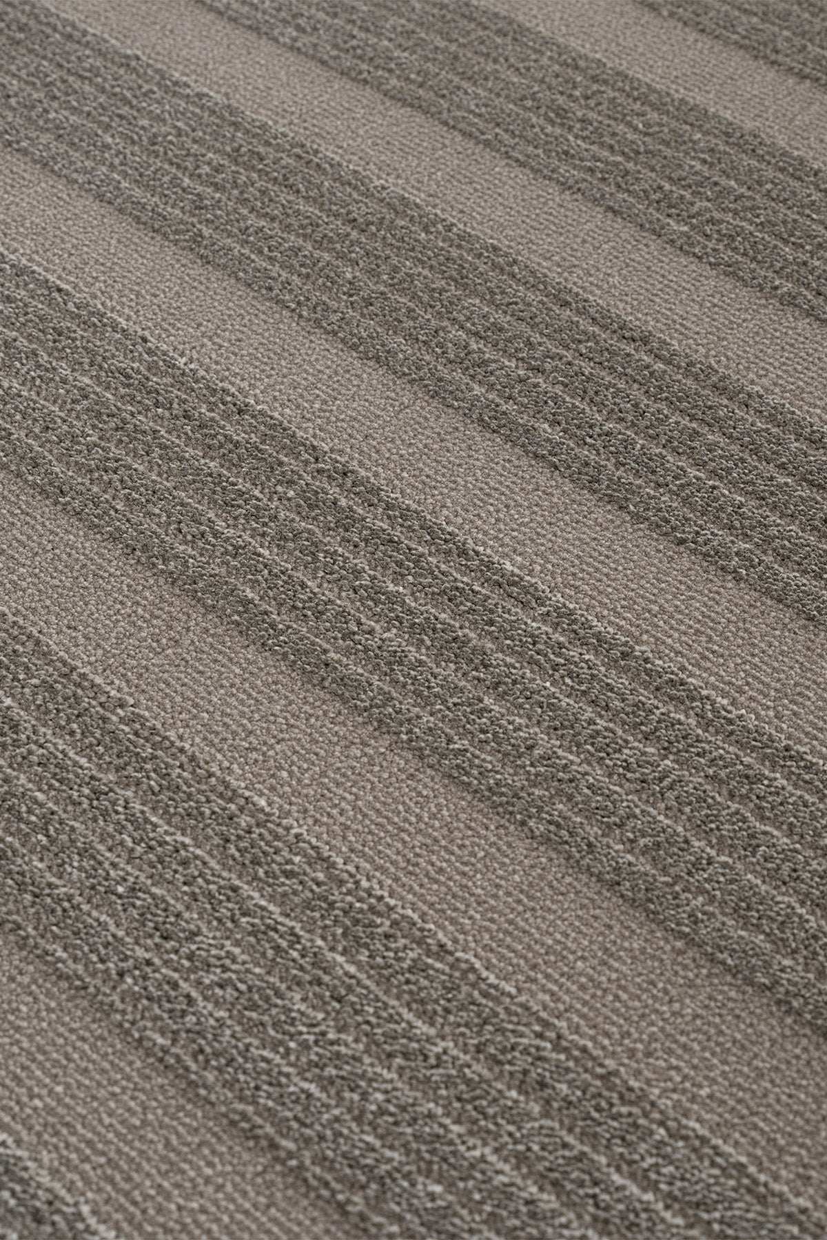 Calvin Klein Dark Pulse A2316B Vizon Halı