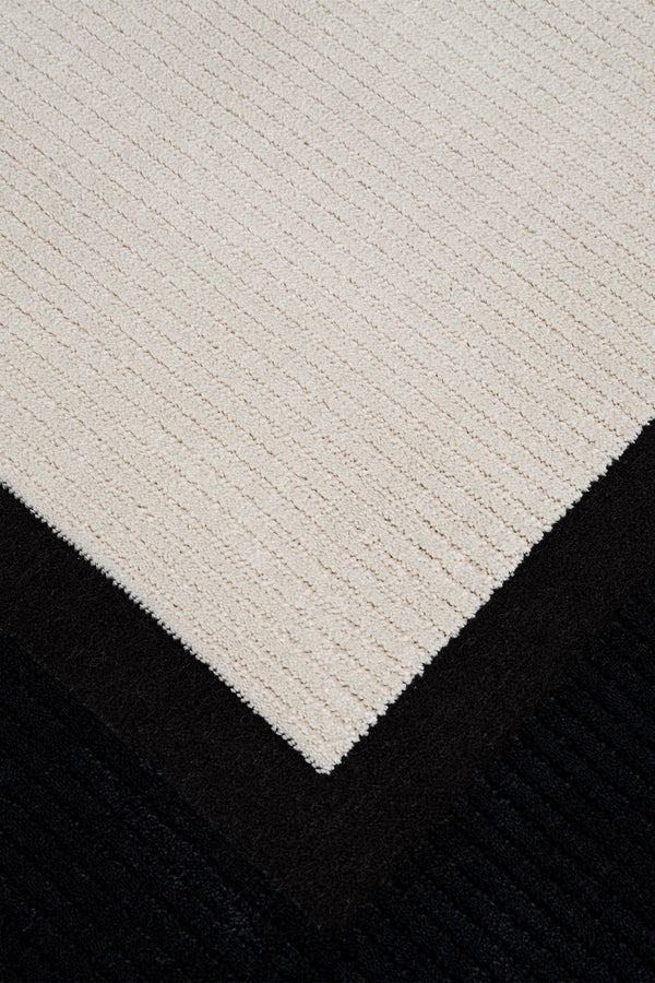 Calvin Klein Dark Pulse Krem Siyah Halı A2323G