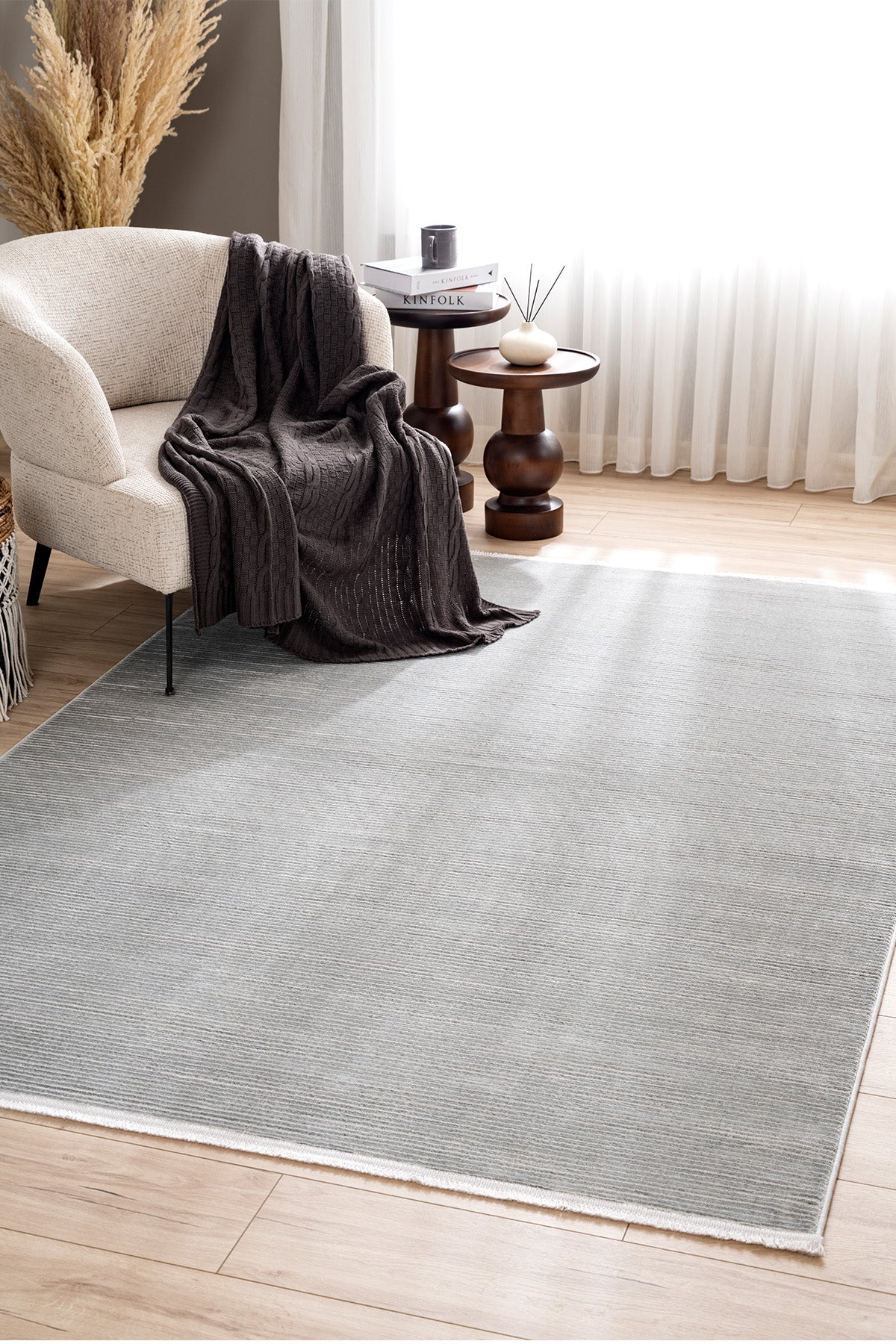 Lumina Gri Tozumaz Salon Koridor Balkon Teras Bahçe Oturma Odası Halısı 51376A