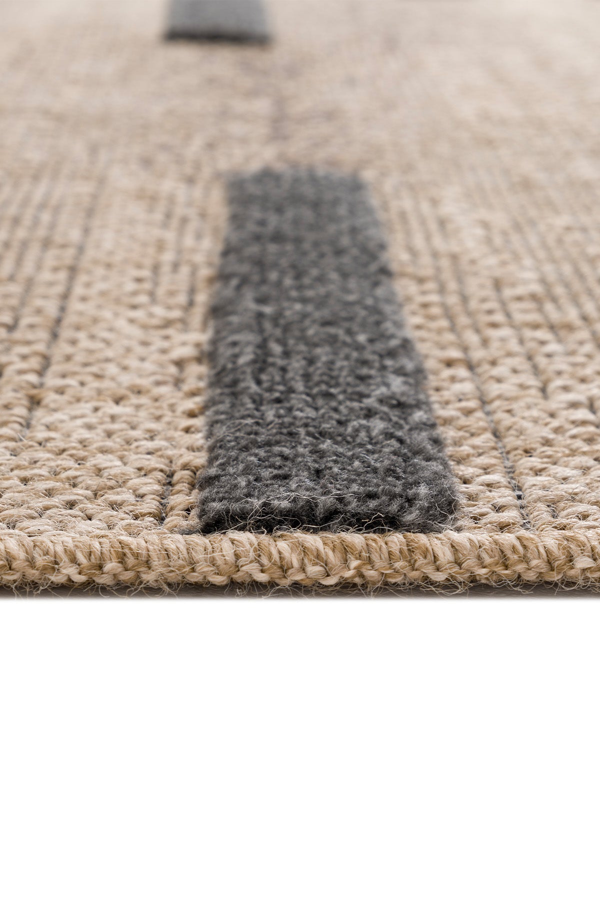 Calvin Klein Merlot A3010B Natural Siyah Halı