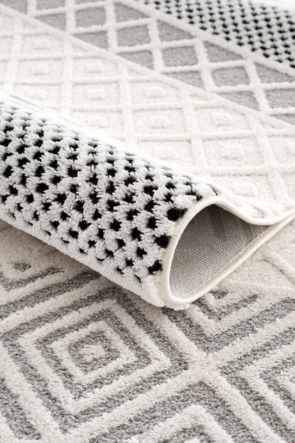 Koza Hayad Monaco Krem Siyah Tozumaz Halı 33342