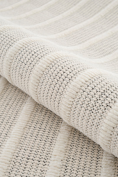 Calvin Klein Mono Krem Halı A2900A