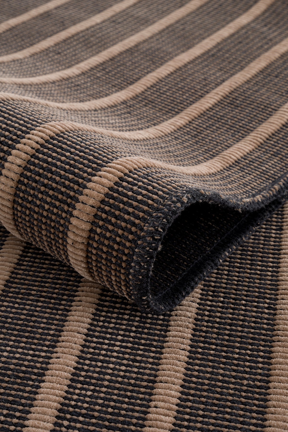 Calvin Klein Mono A2900E Antrasit Vizon Halı