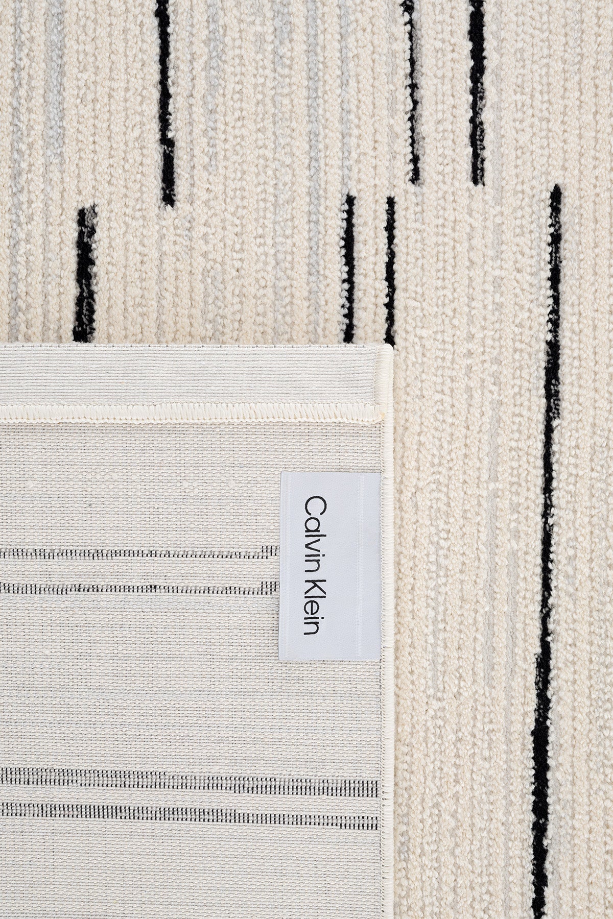 Calvin Klein Odense A2064C Krem Siyah Halı