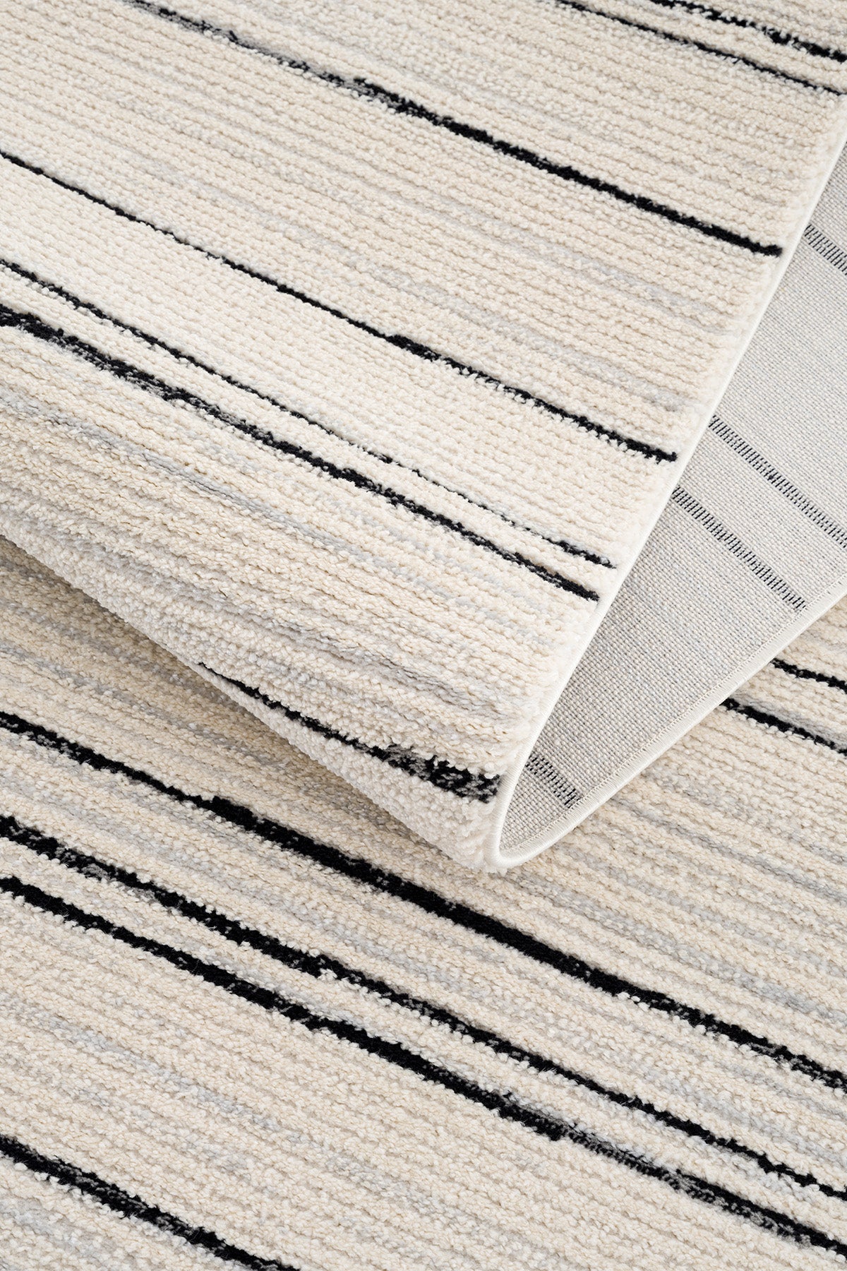 Calvin Klein Odense A2064C Krem Siyah Halı