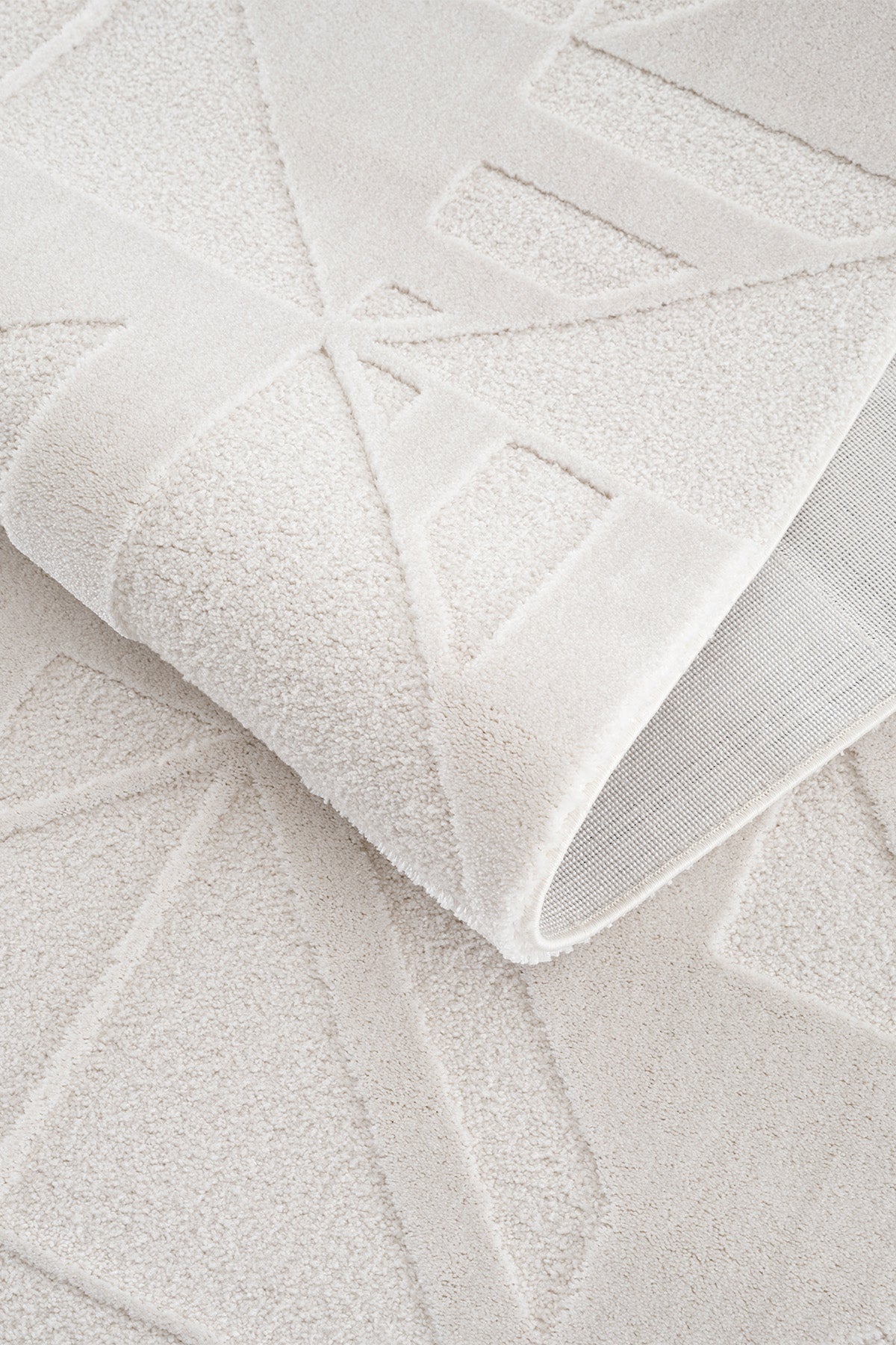 Calvin Klein Pure Lines A2380A Krem Halı