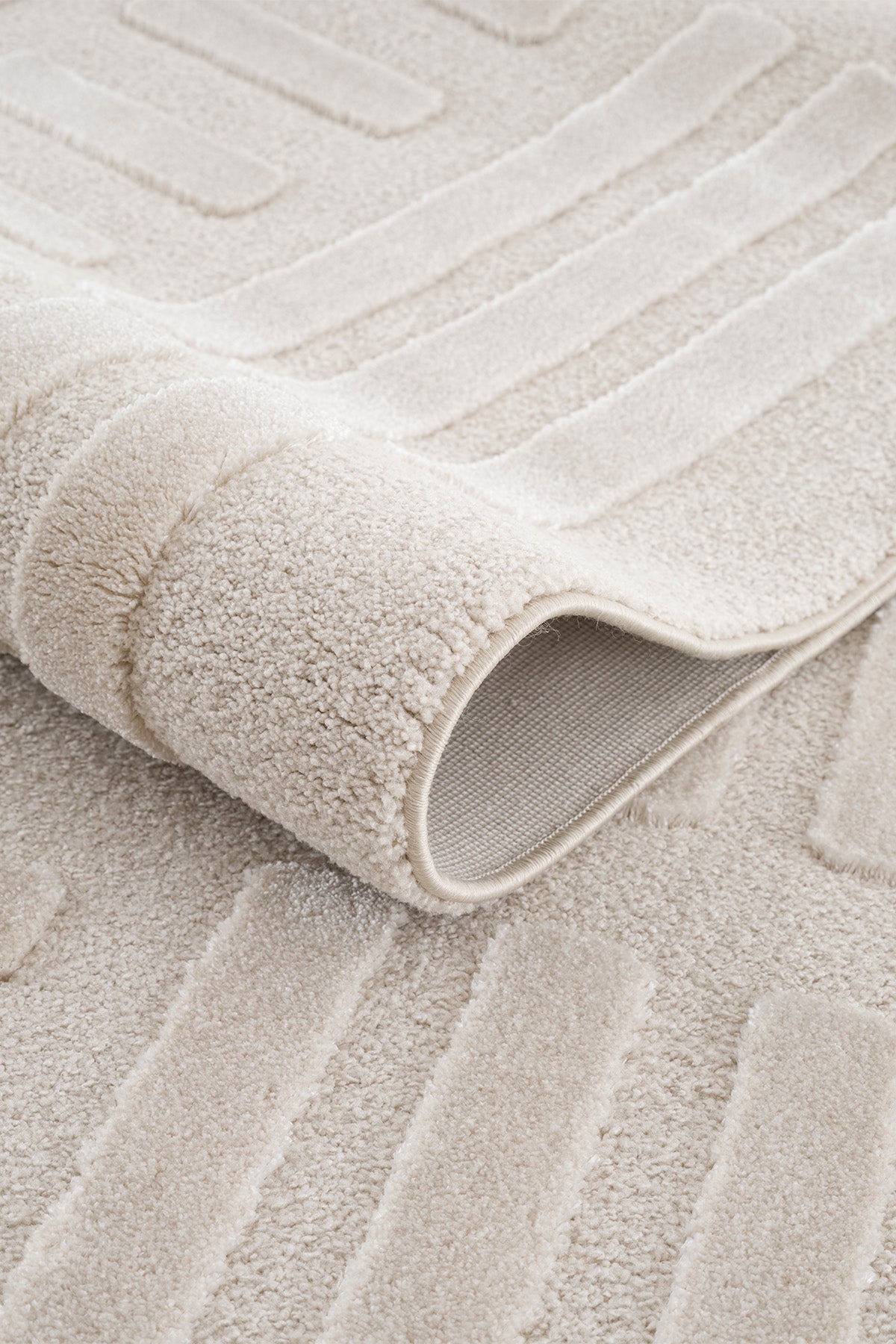 Calvin Klein Pure Lines A2383B Bej Halı