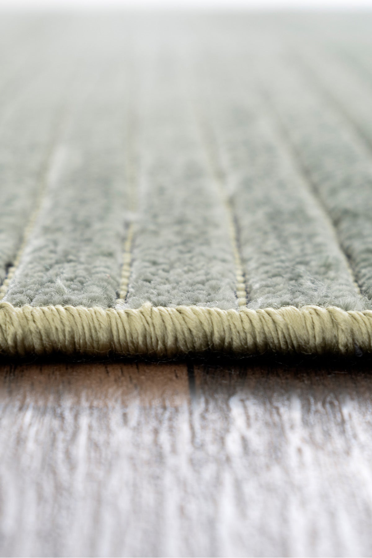 Stripe Yeşil Kaymaz Taban Kilim  33011A