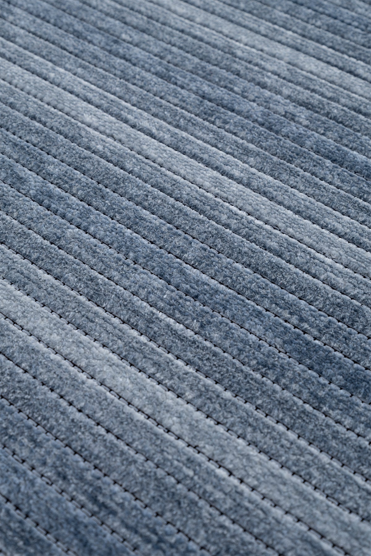 Stripe Mavi Kaymaz Taban Kilim  33013A