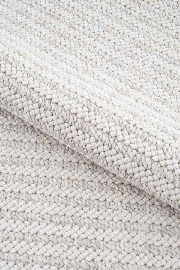 Calvin Klein Urban Luxe Gri Halı A2394C