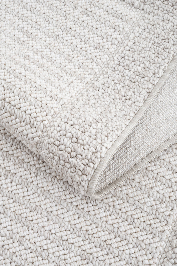 Calvin Klein Urban Luxe Gri Halı A2394C